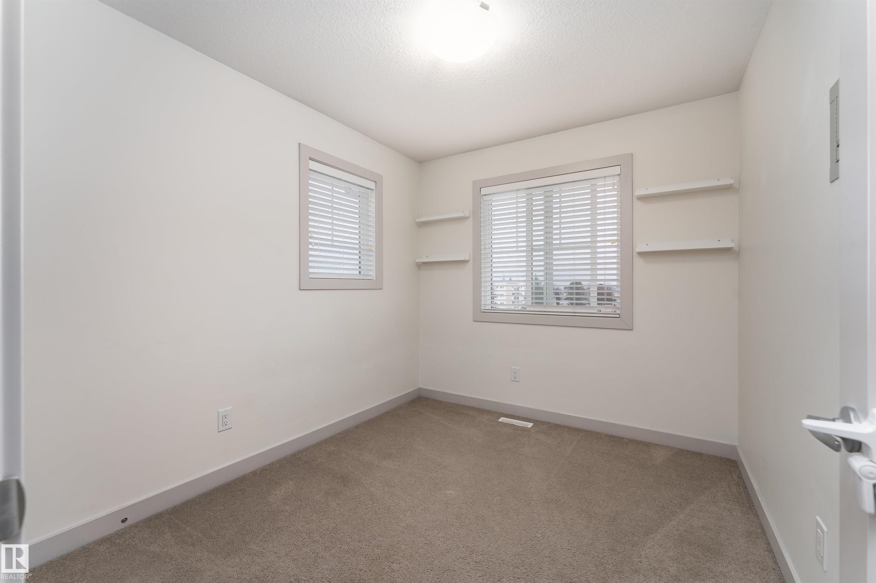 Photo 37 at 15 - 5203 149 Avenue NW, Casselman, Edmonton