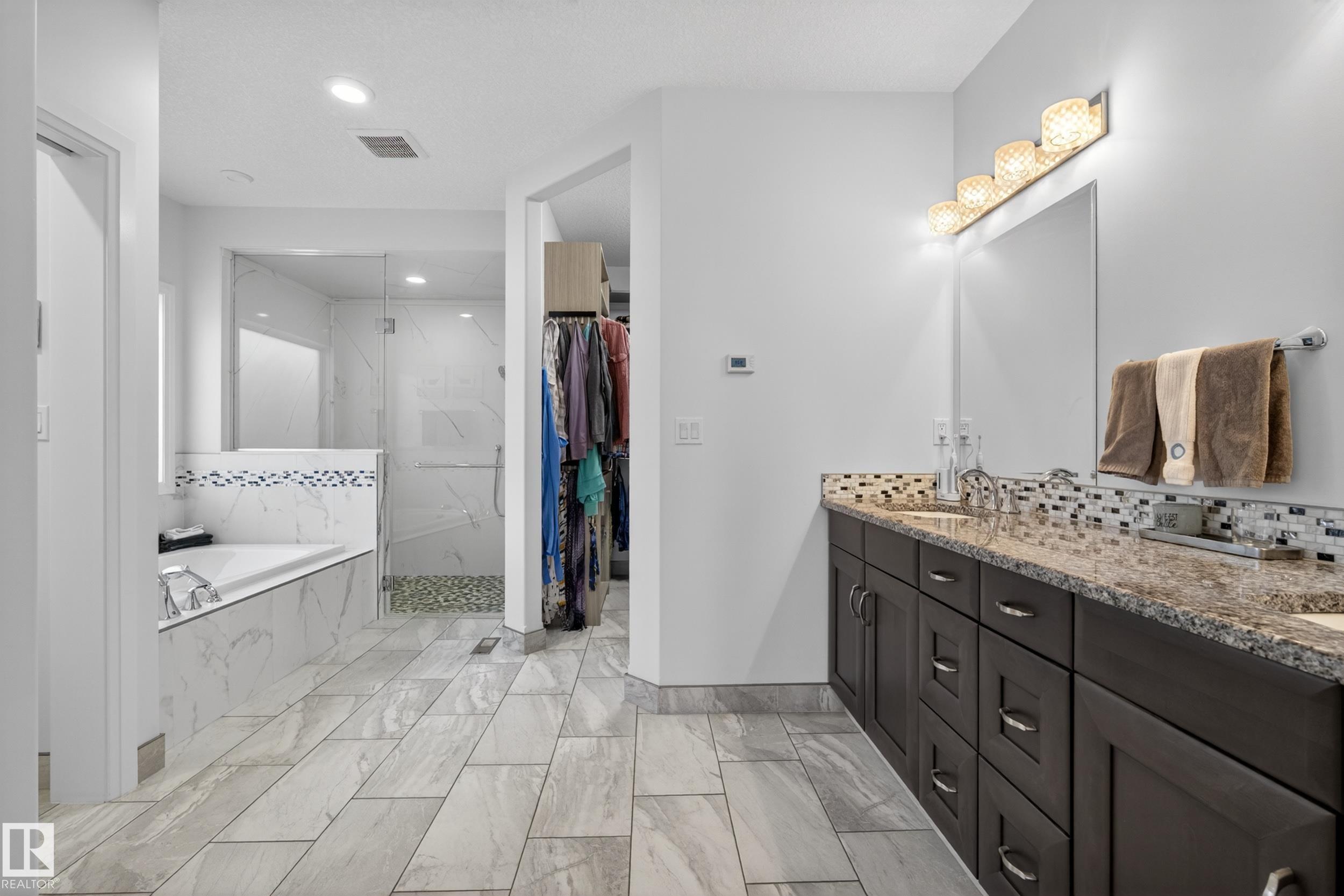 Photo 18 at 9245 87 Street NW, Strathearn, Edmonton