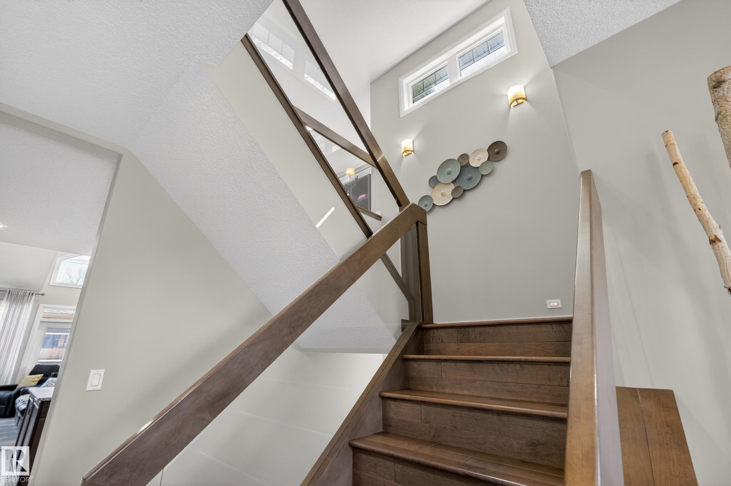 Photo 28 at 9245 87 Street NW, Strathearn, Edmonton