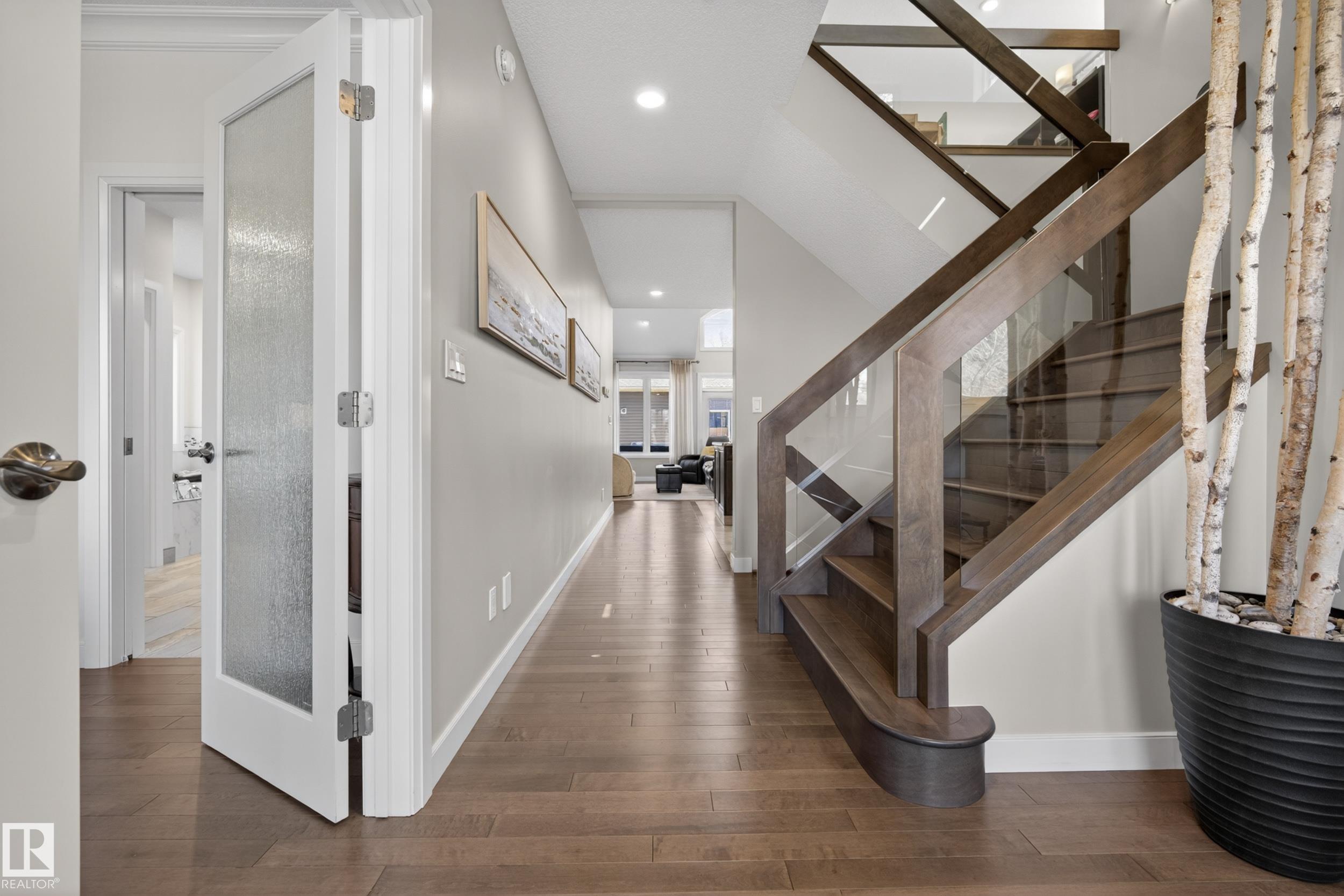 Picture for 9245 87 ST NW