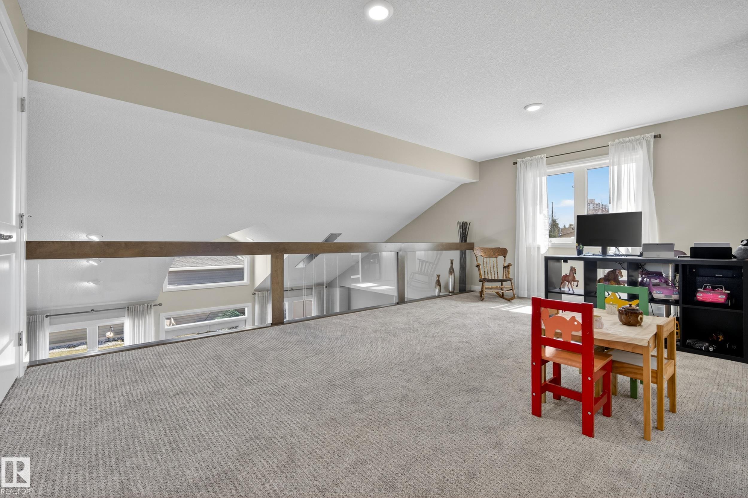 Photo 31 at 9245 87 Street NW, Strathearn, Edmonton