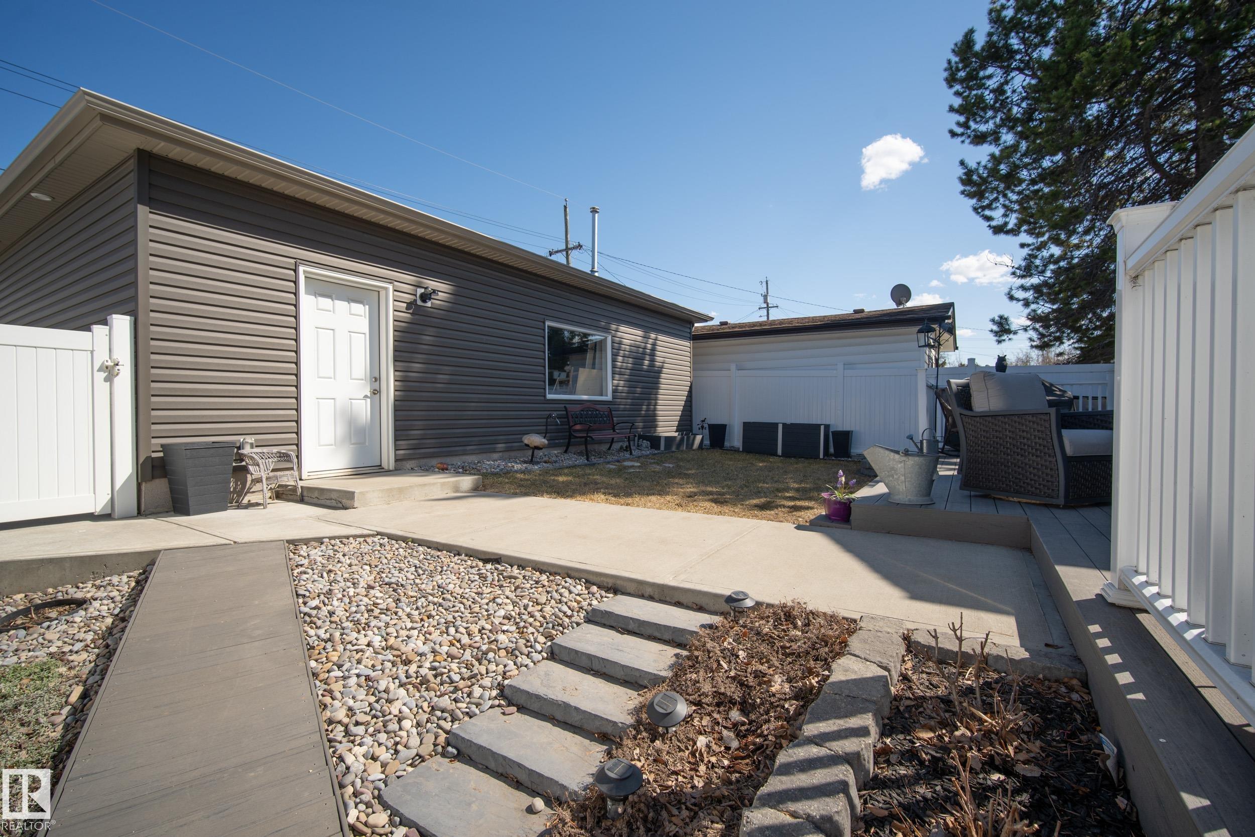 Photo 52 at 9245 87 Street NW, Strathearn, Edmonton