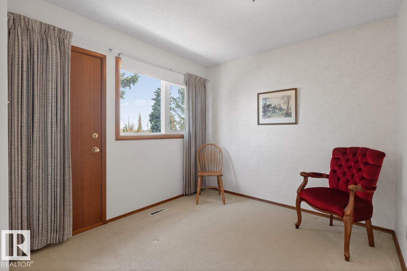 Photo 22 at 6036 105b Street NW, Pleasantview, Edmonton