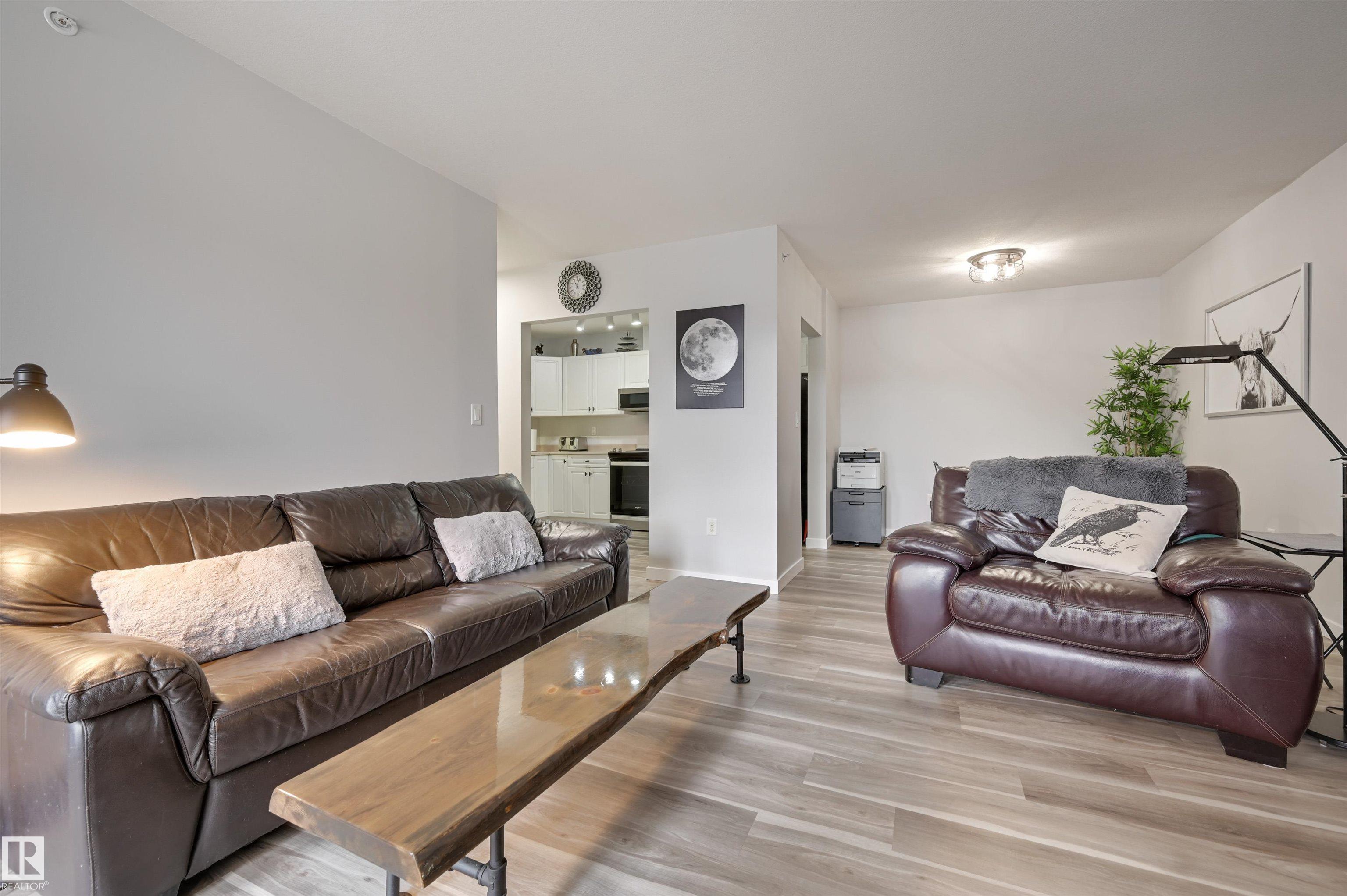 https://zimg.paragon.ice.com/ParagonImages/Property/PM/RAE/225398009/14/0/0/05881326df73d84a5d467c042be47812/1/d14a110c3859bf497bda8f39480f7756/225398009-0B611131-AA8C-4E29-BF7D-8A7A3EAFB016.JPG