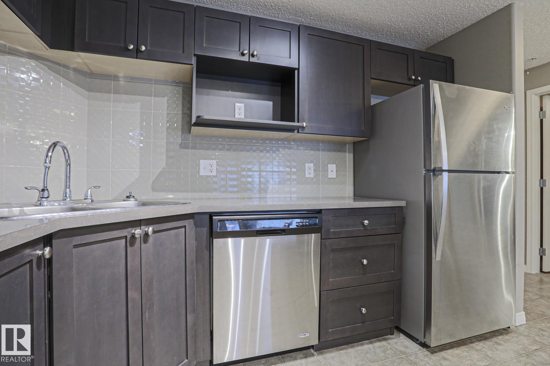 Photo 5 at 201 - 1520 Hammond Gate NW, The Hamptons, Edmonton