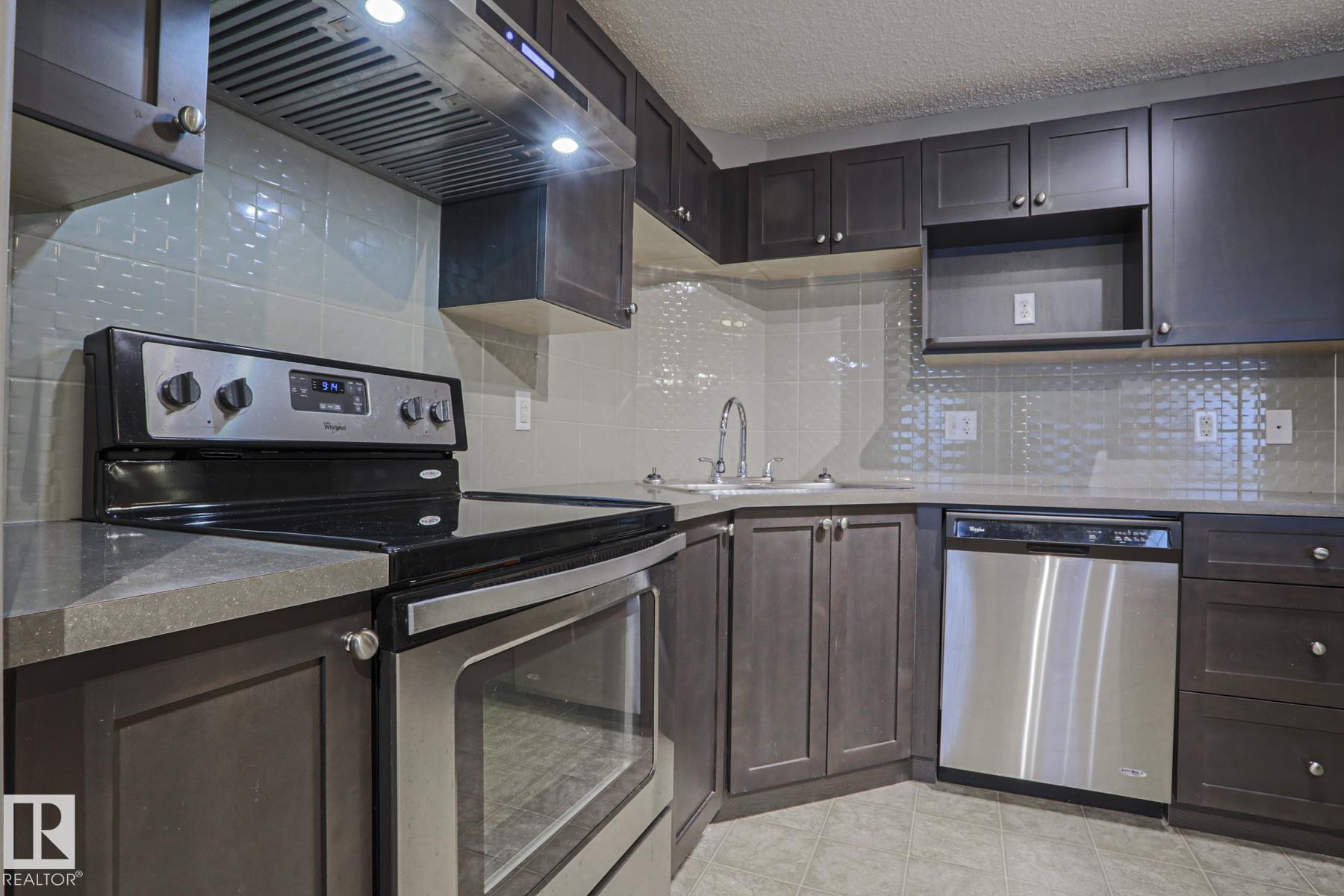 Photo 6 at 201 - 1520 Hammond Gate NW, The Hamptons, Edmonton