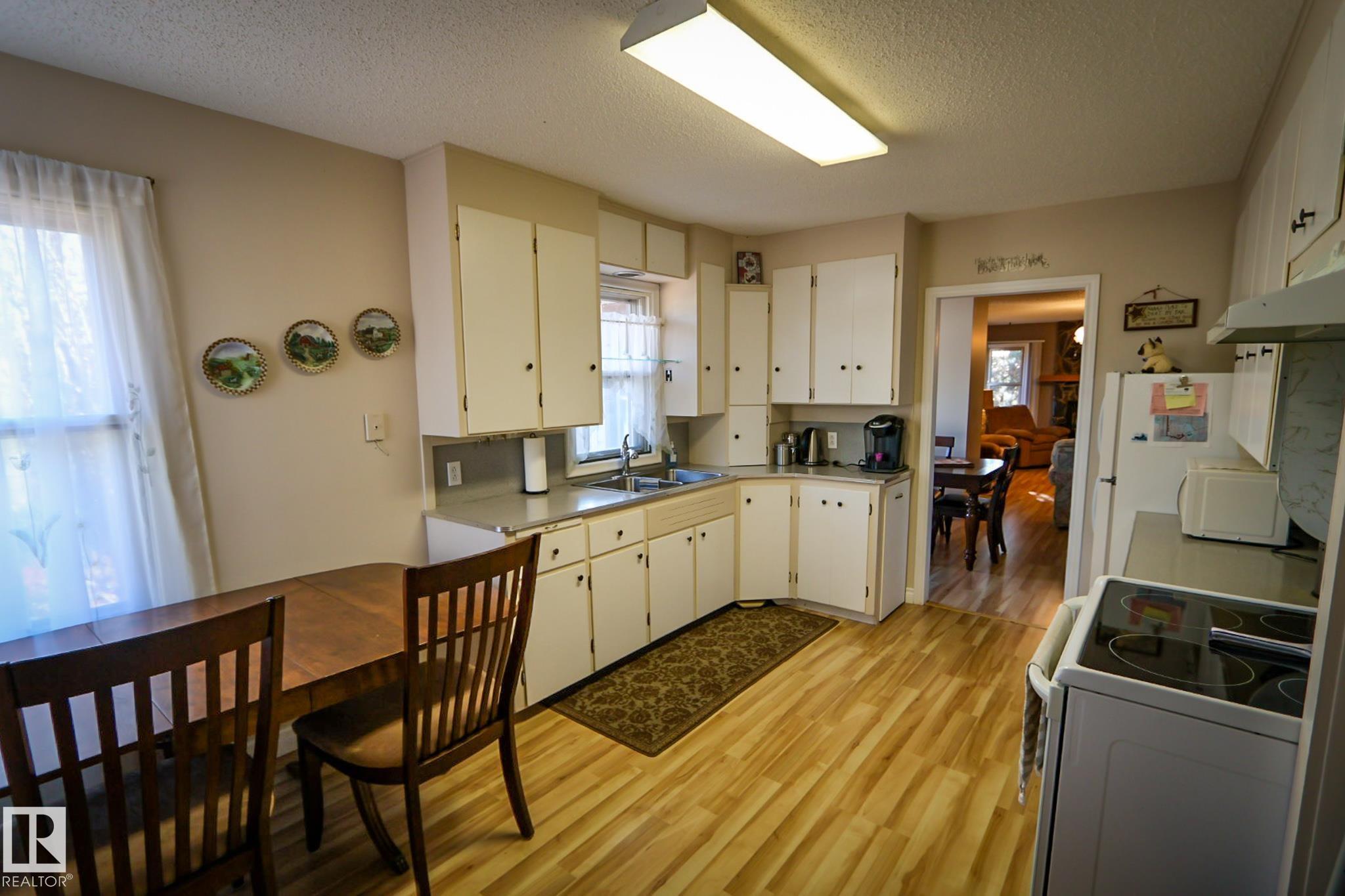400 60501 Range Road 120