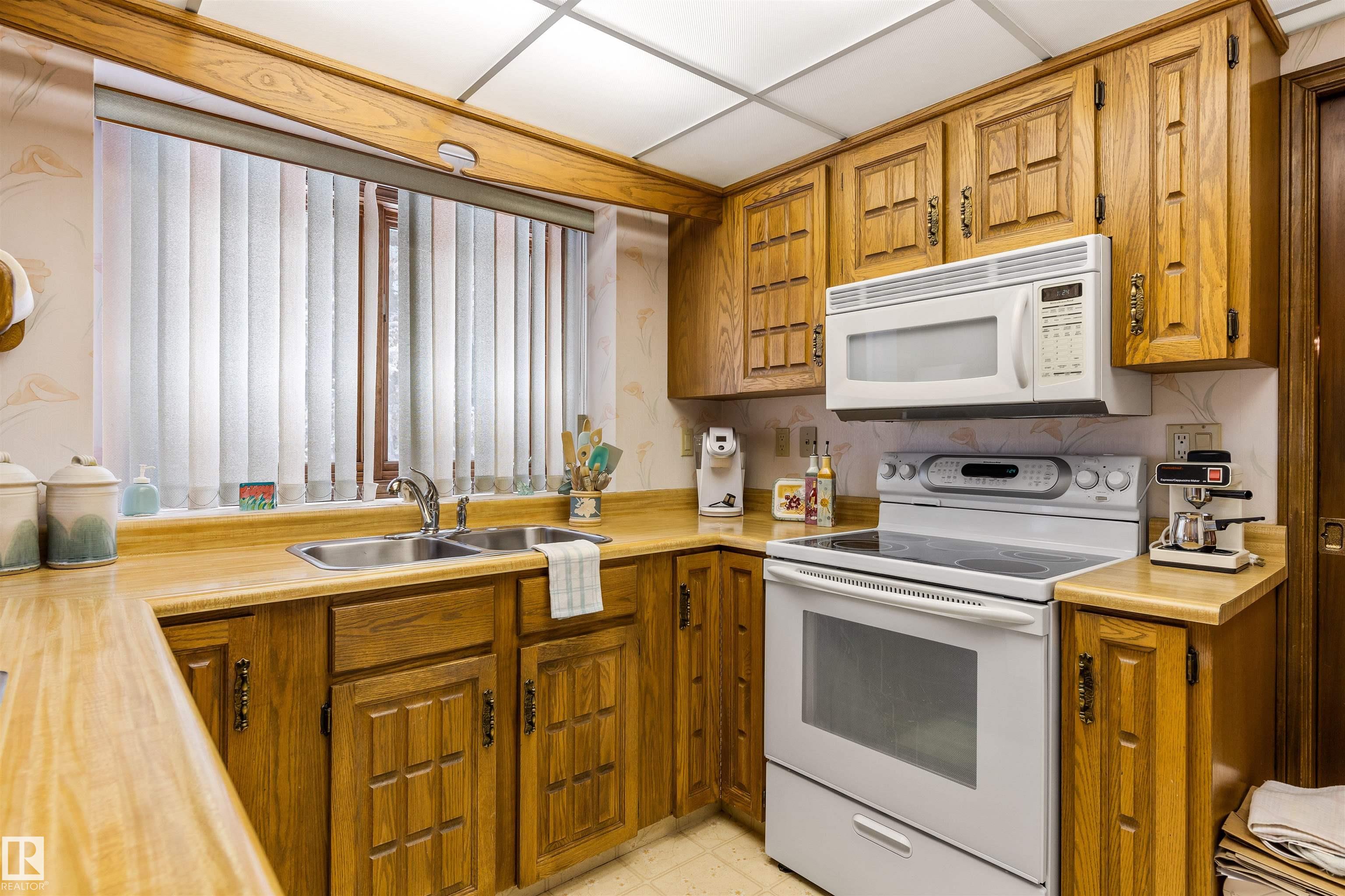 Photo 11 at 66 Pineridge Crescent, Pineview, St. Albert