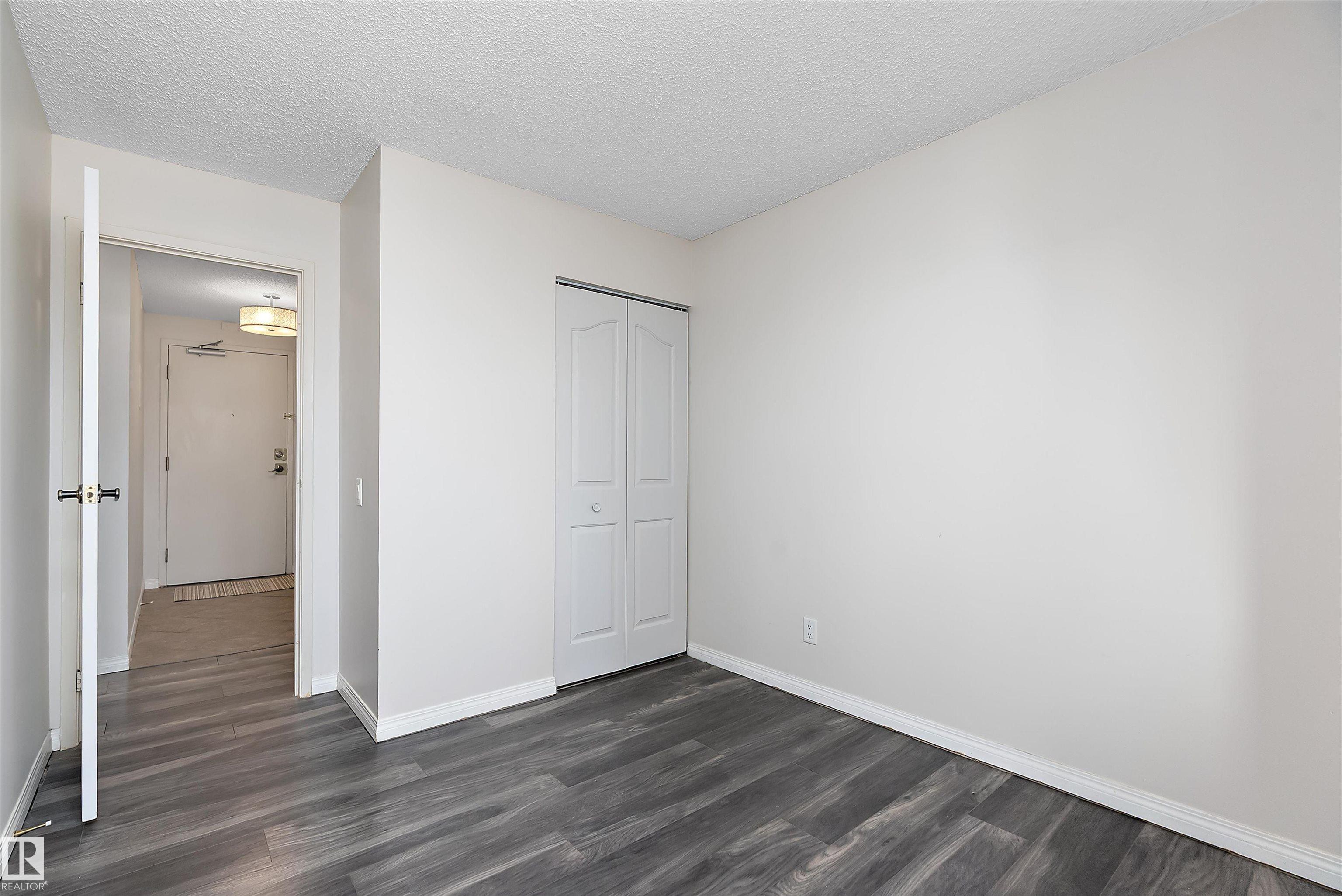 https://zimg.paragon.ice.com/ParagonImages/Property/PM/RAE/225398028/18/0/0/769a948af22958ee112f482edff4152b/1/52e7659332337e9846711b5a2c24a8cd/225398028-268F68FF-41C1-4C63-9AF1-21B323DC9E5E.JPG