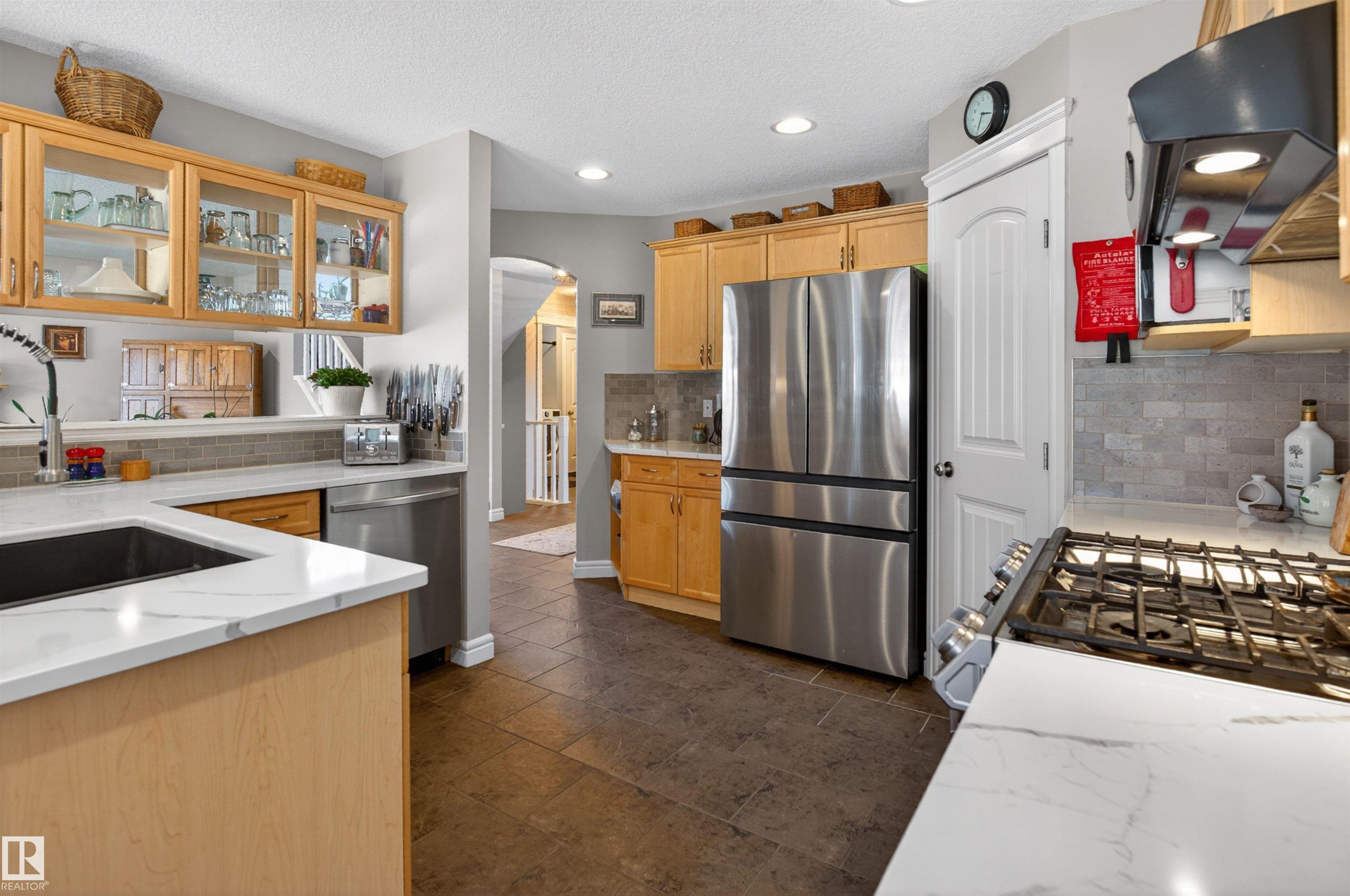 Photo 17 at 36 Summercourt Way, Summerwood, Sherwood Park