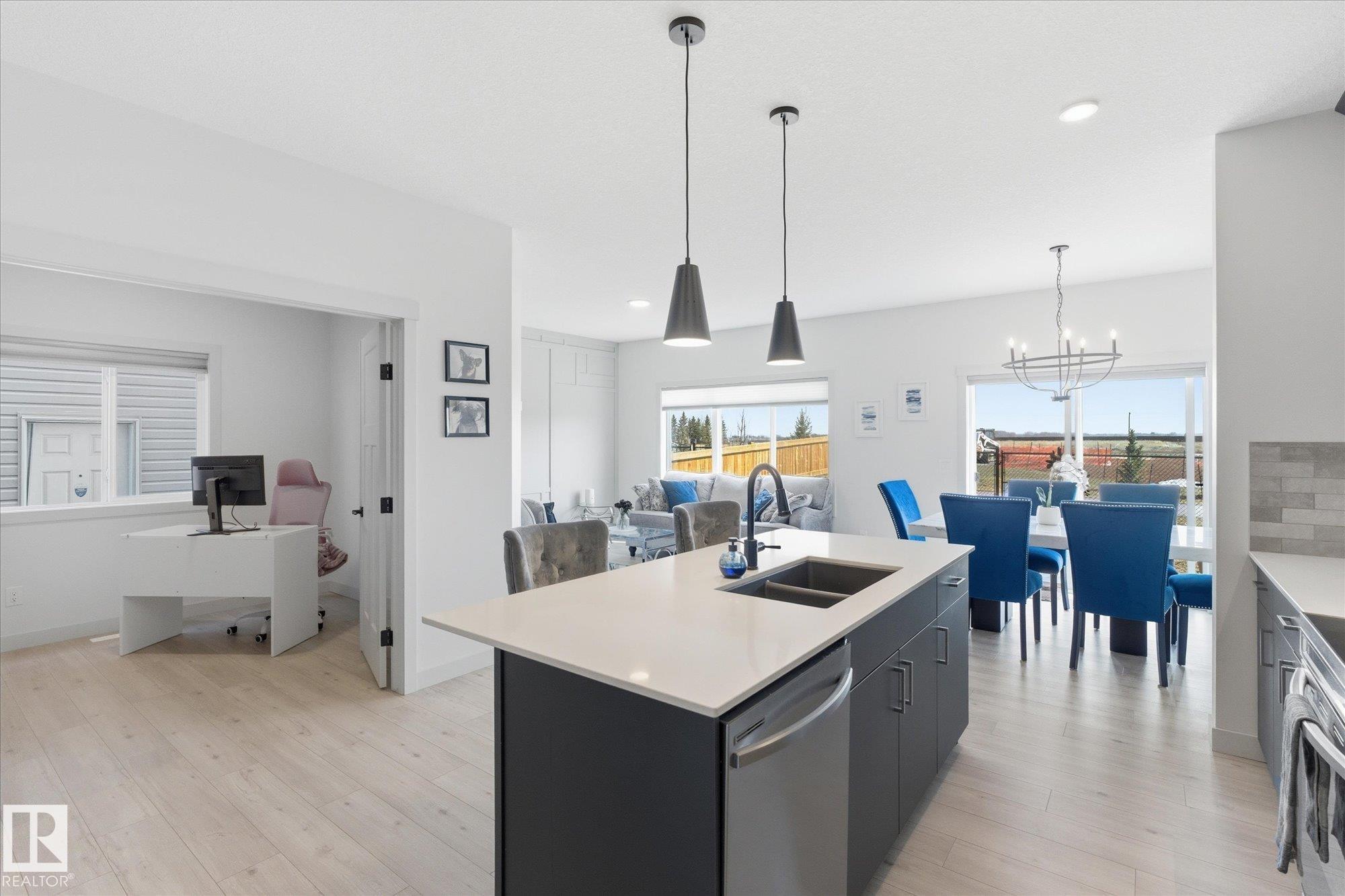 Photo 10 at 33 Sumac Close, Sienna, Fort Saskatchewan