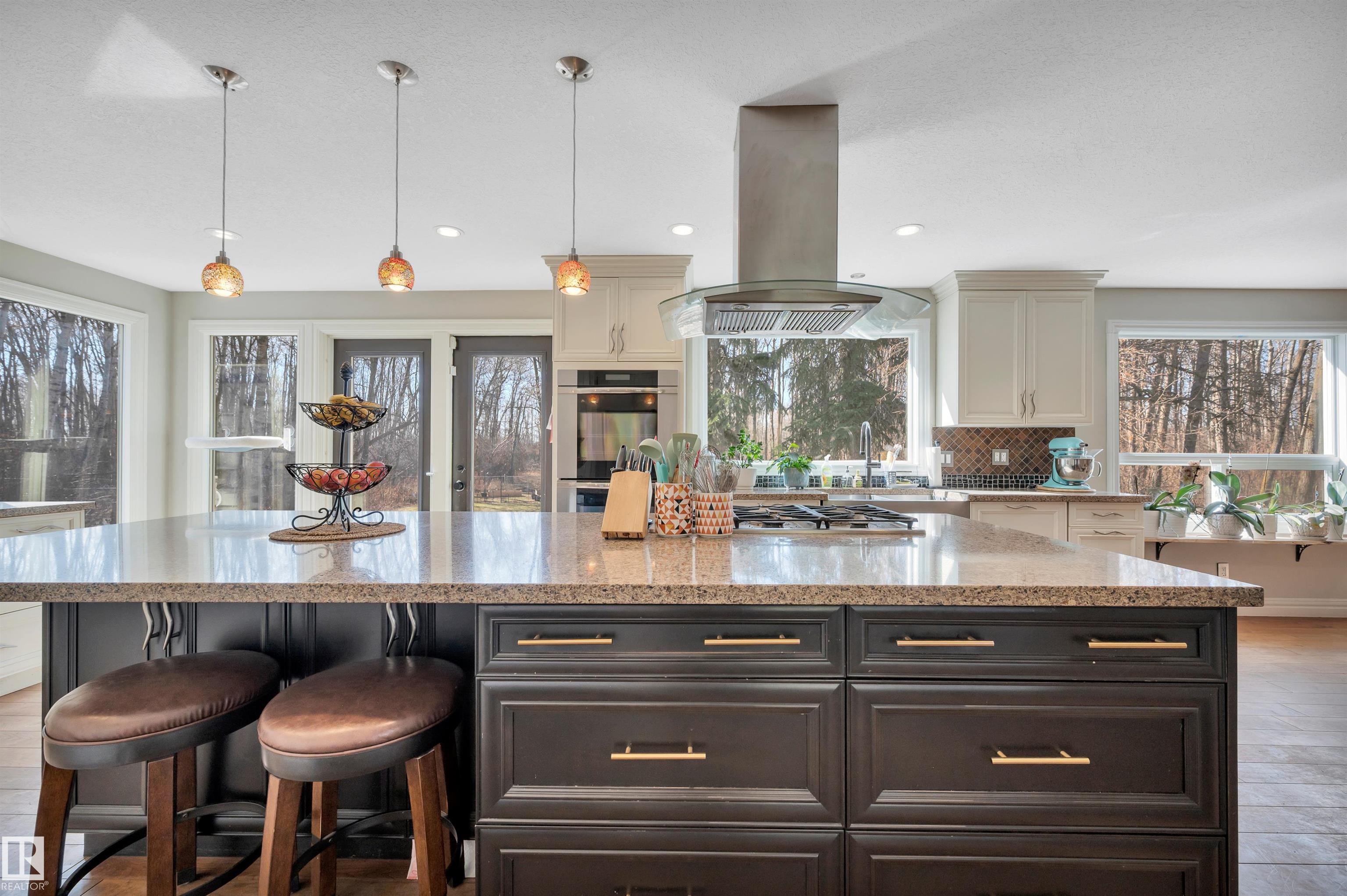 Photo 15 at 73 - 52319 Rge Road 231, Executive Estates, Rural Strathcona County
