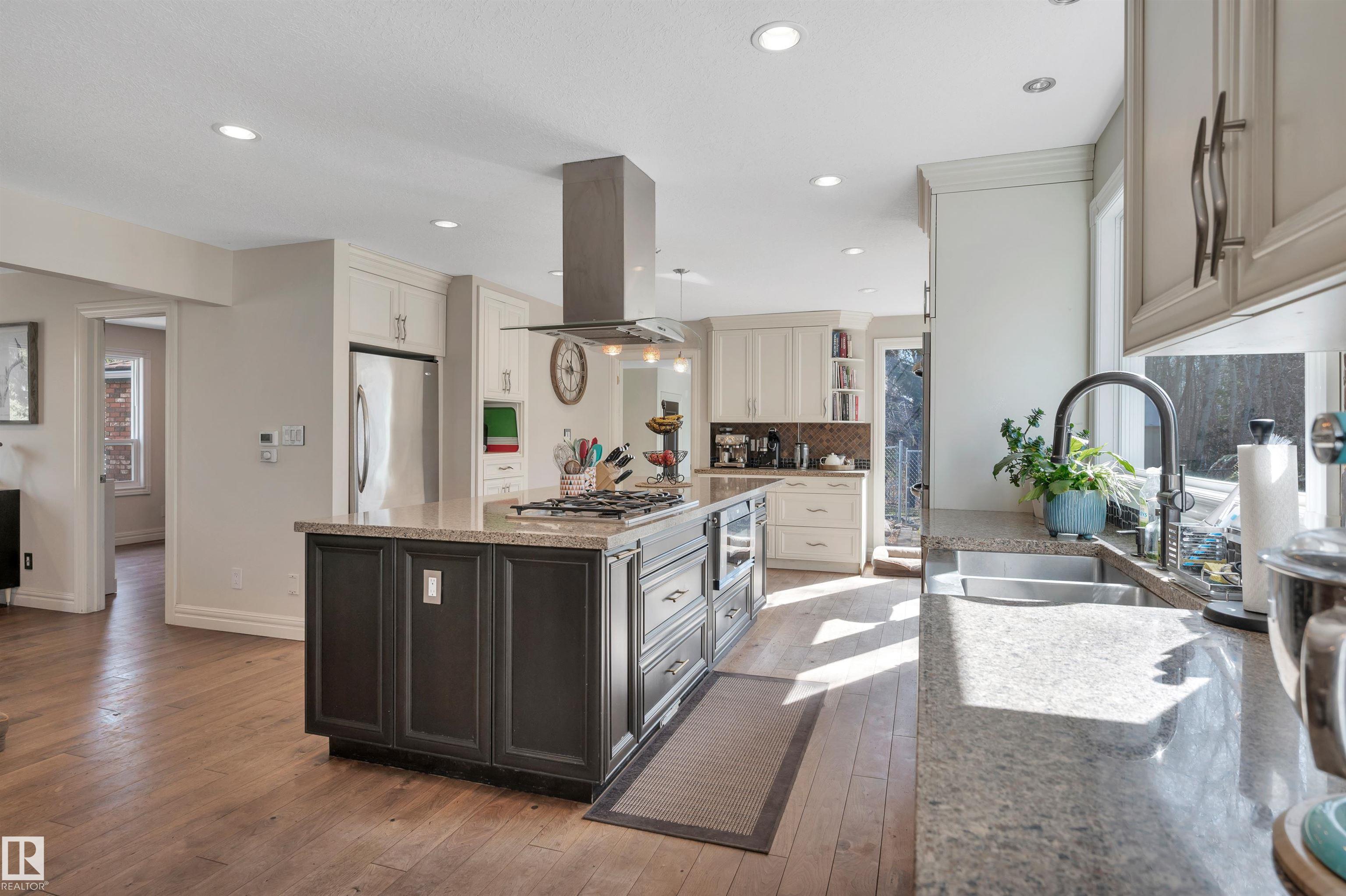 Photo 17 at 73 - 52319 Rge Road 231, Executive Estates, Rural Strathcona County
