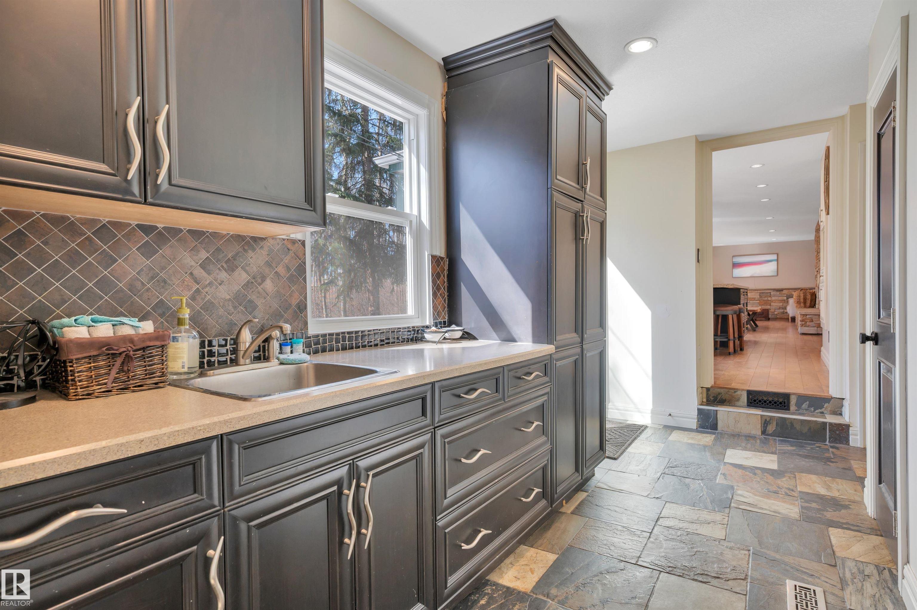 Photo 42 at 73 - 52319 Rge Road 231, Executive Estates, Rural Strathcona County