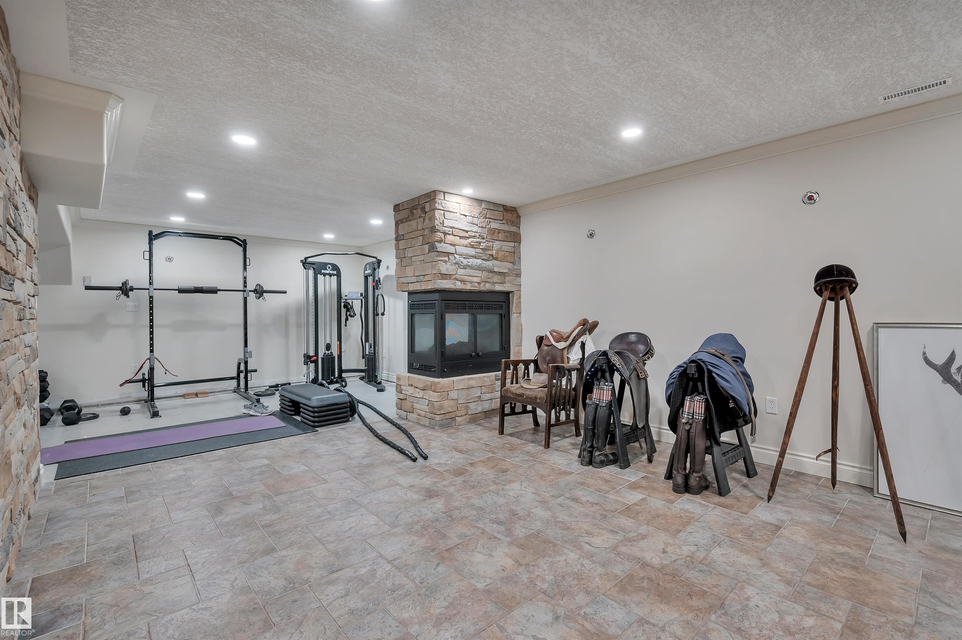 Photo 43 at 73 - 52319 Rge Road 231, Executive Estates, Rural Strathcona County