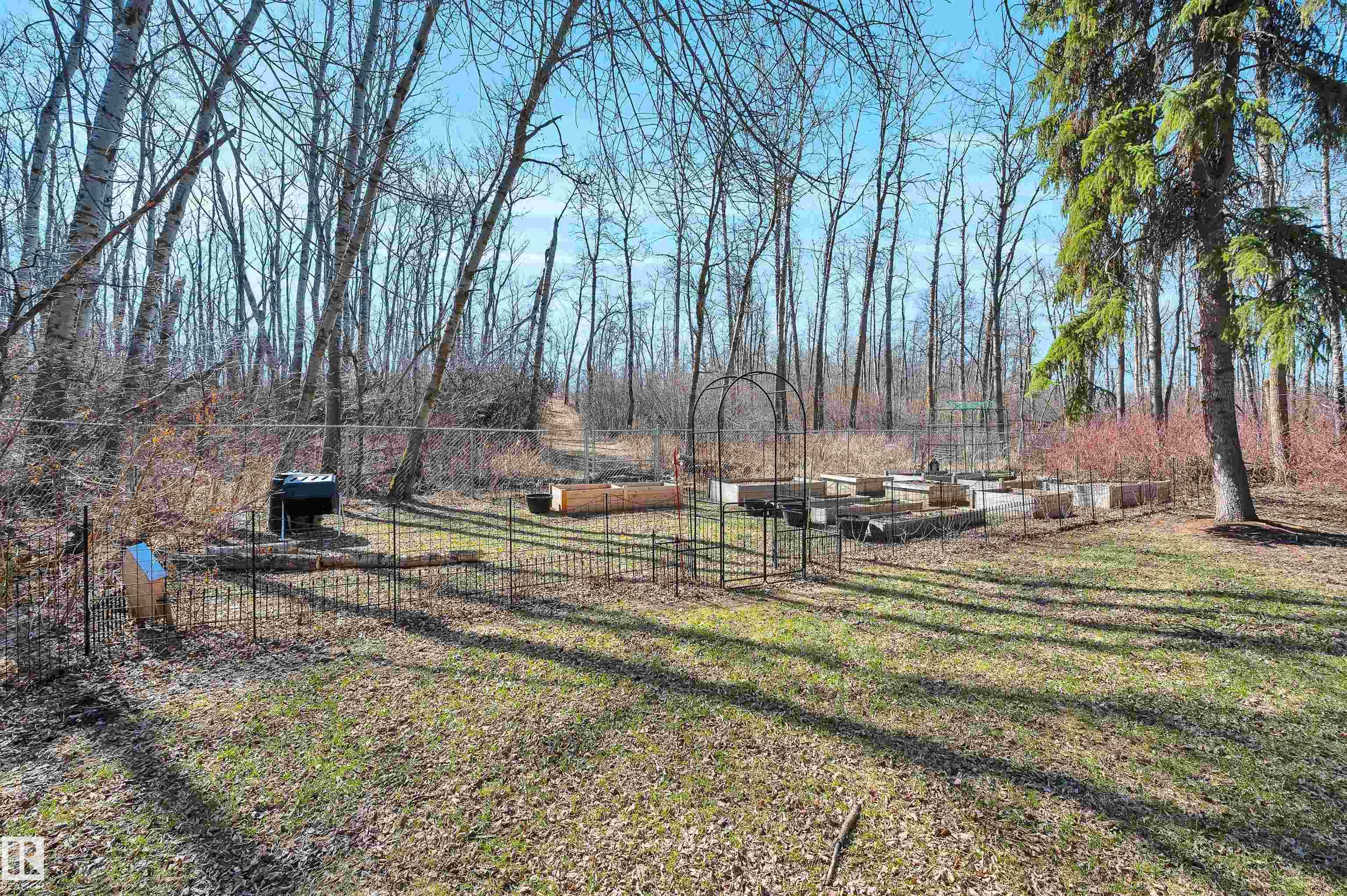 Photo 57 at 73 - 52319 Rge Road 231, Executive Estates, Rural Strathcona County