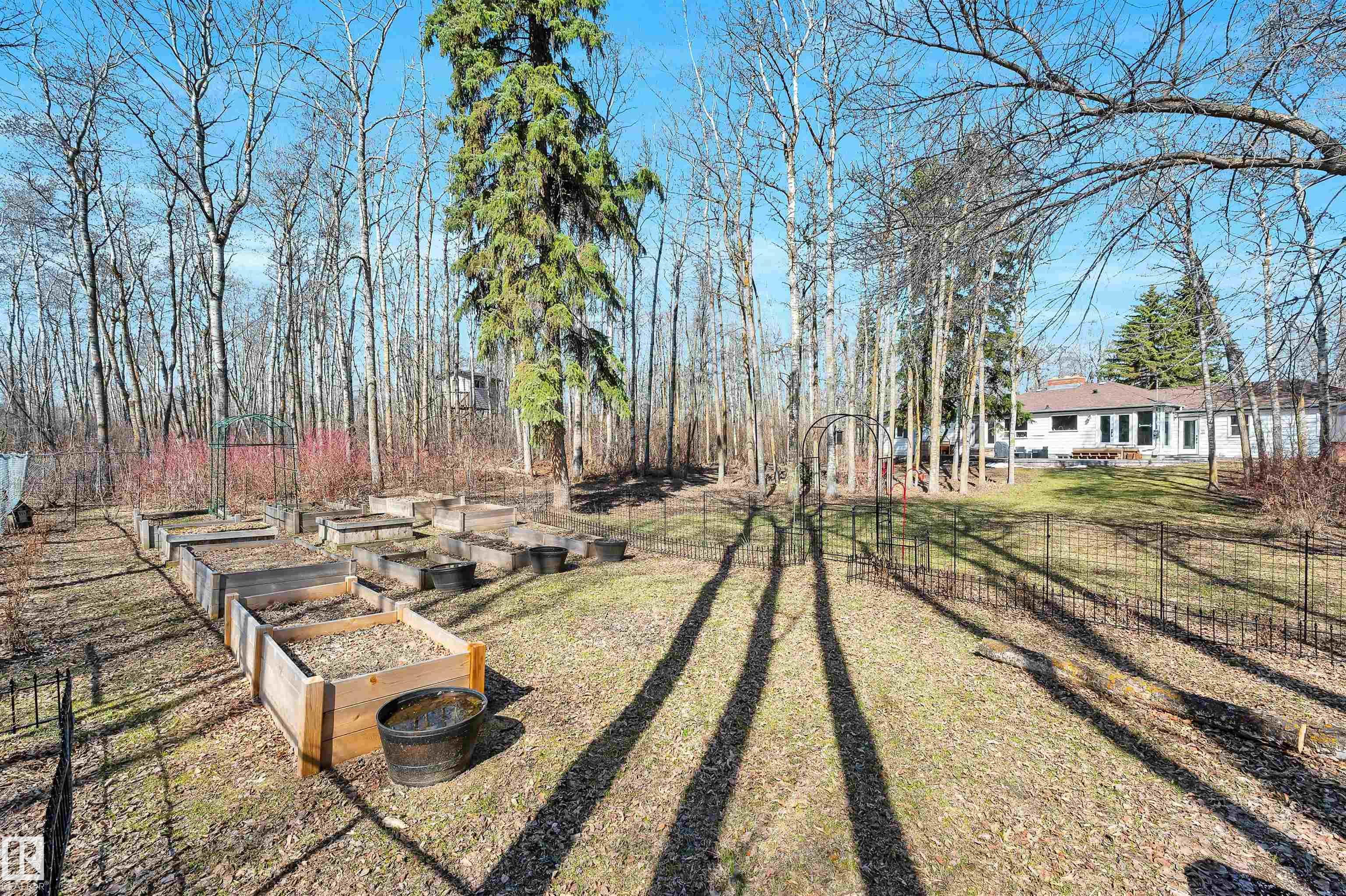 Photo 58 at 73 - 52319 Rge Road 231, Executive Estates, Rural Strathcona County
