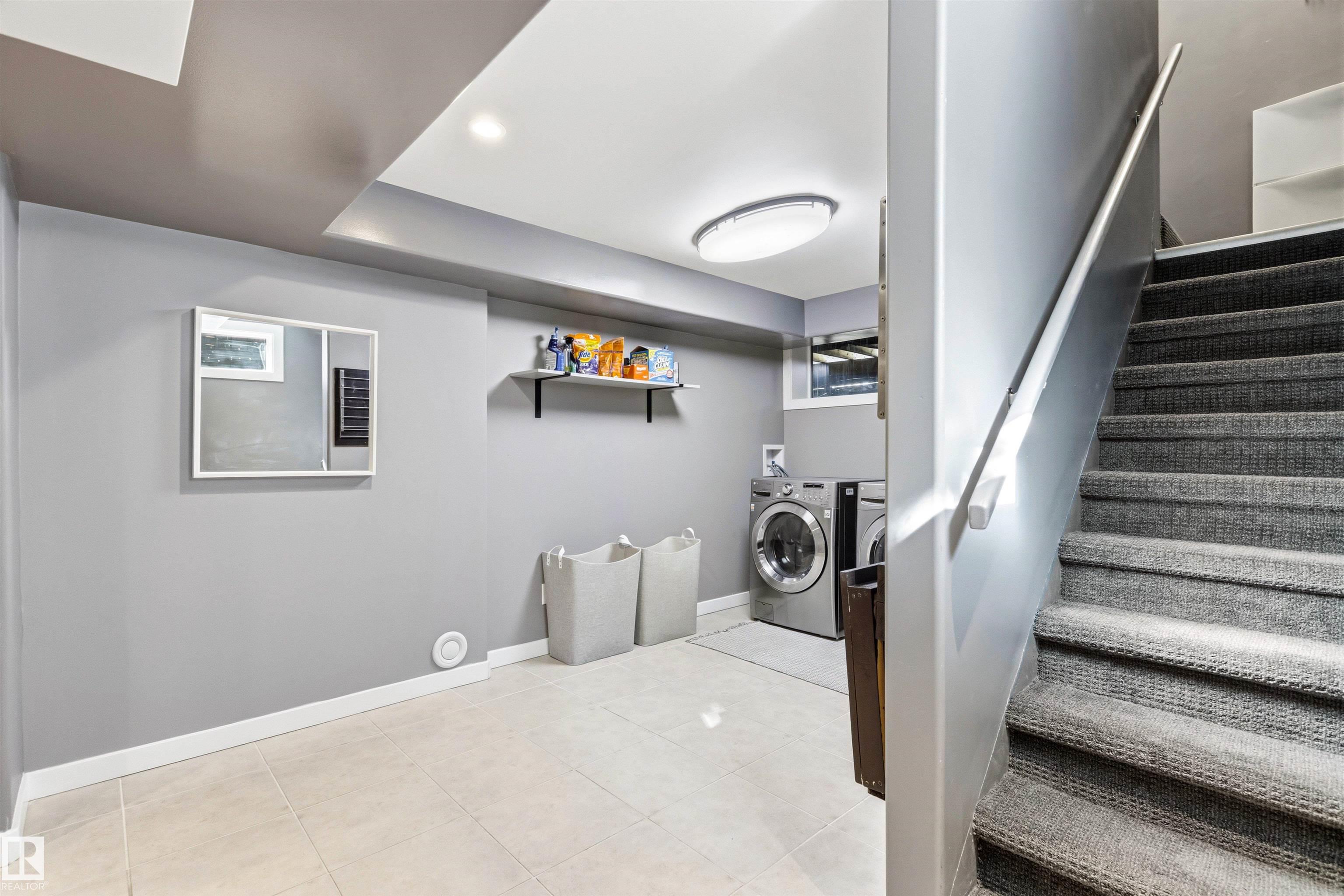 Photo 37 at 10916 60 Avenue NW, Pleasantview, Edmonton
