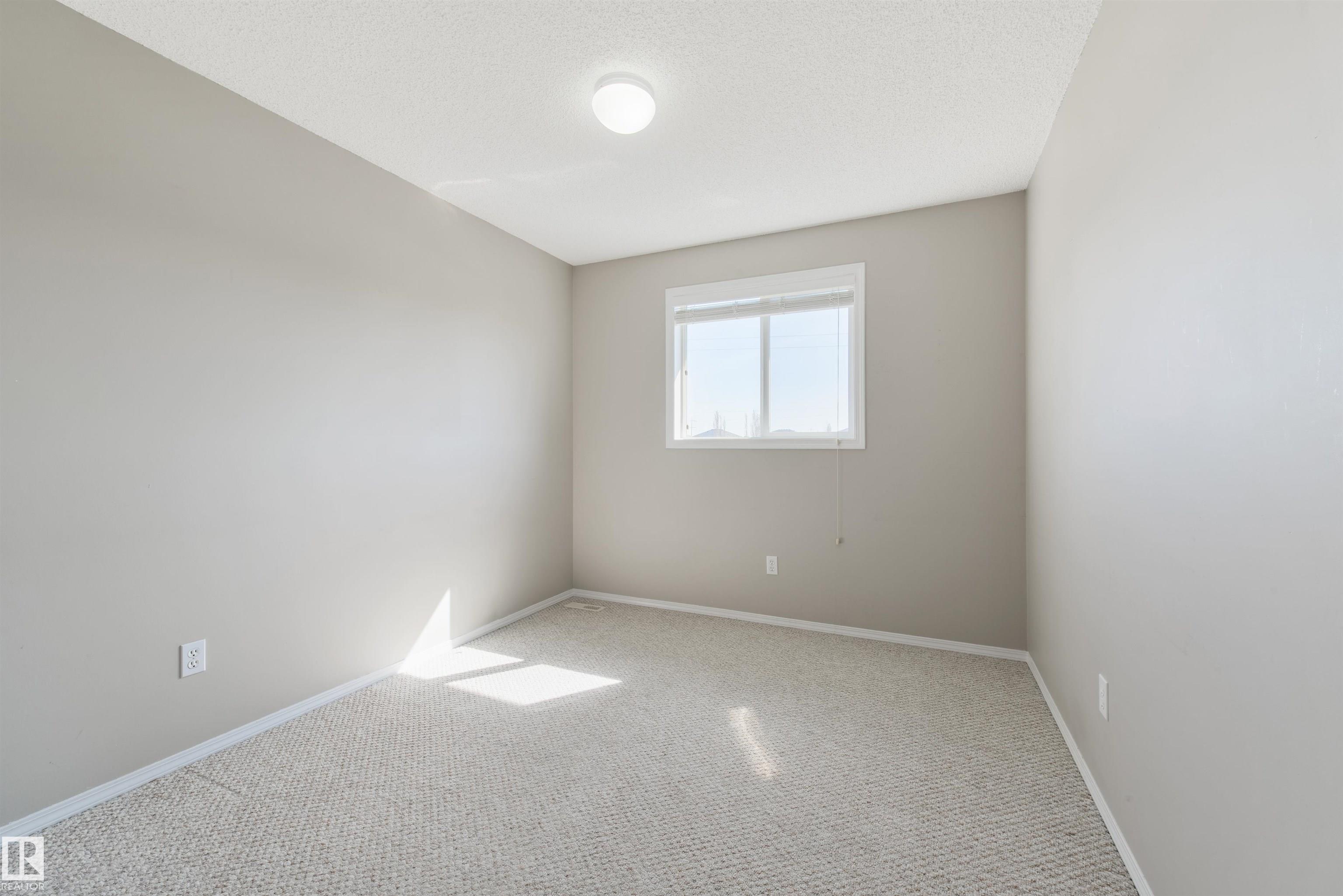 Photo 23 at 2923 30 Street NW, Silver Berry, Edmonton