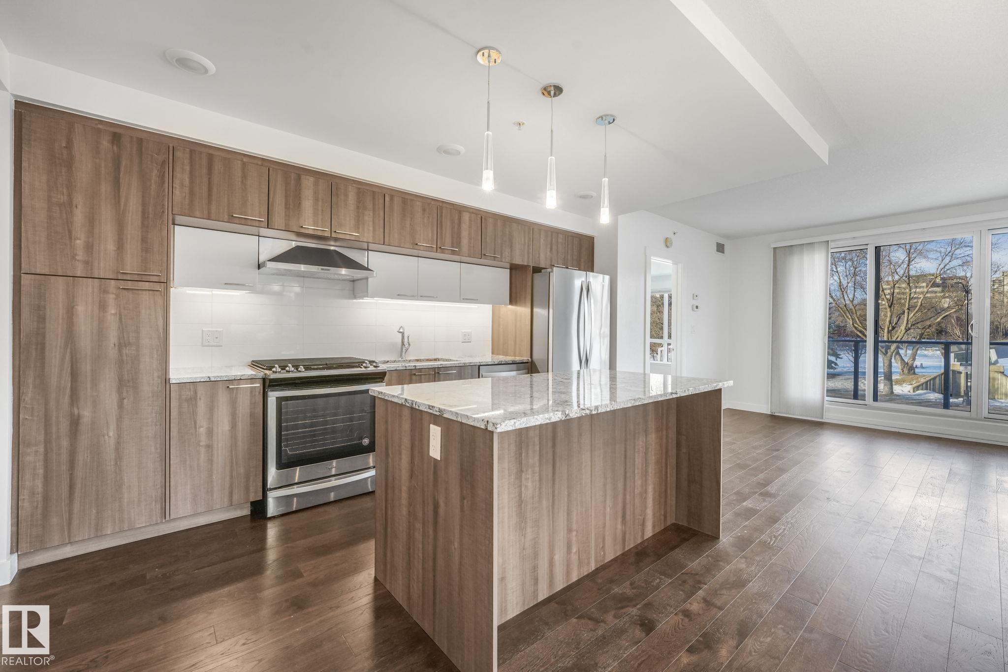 https://zimg.paragon.ice.com/ParagonImages/Property/PM/RAE/225398042/16/0/0/c1d32cbbbdb9157a52e2e8ed81db67df/1/2ccade5cc8a363b1374b3b3147963f1b/225398042-2DE369CB-73A0-4936-BC56-8D6168FF3A39.JPG