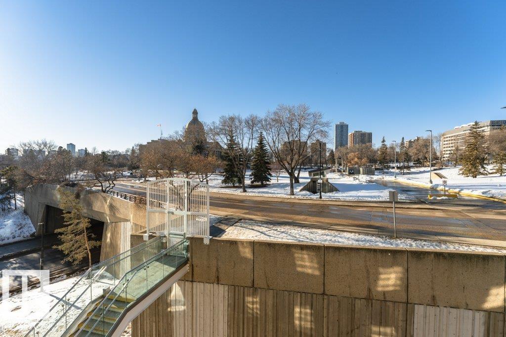https://zimg.paragon.ice.com/ParagonImages/Property/PM/RAE/225398042/35/0/0/581f4a5d051ea4d74f6f93b3cebc3ab6/1/2ccade5cc8a363b1374b3b3147963f1b/225398042-C79F2492-7987-4EC5-BA78-4AC6AE1C3C21.JPG