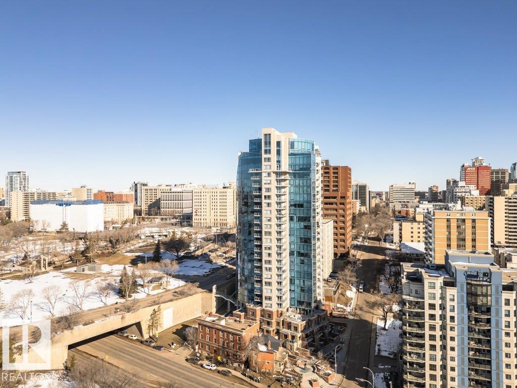 https://zimg.paragon.ice.com/ParagonImages/Property/PM/RAE/225398042/50/0/0/57e2dfec51abec4e5becf744c4b2eb8c/1/2ccade5cc8a363b1374b3b3147963f1b/225398042-3F1355D4-81BB-435A-891C-F0311A21B841.JPG