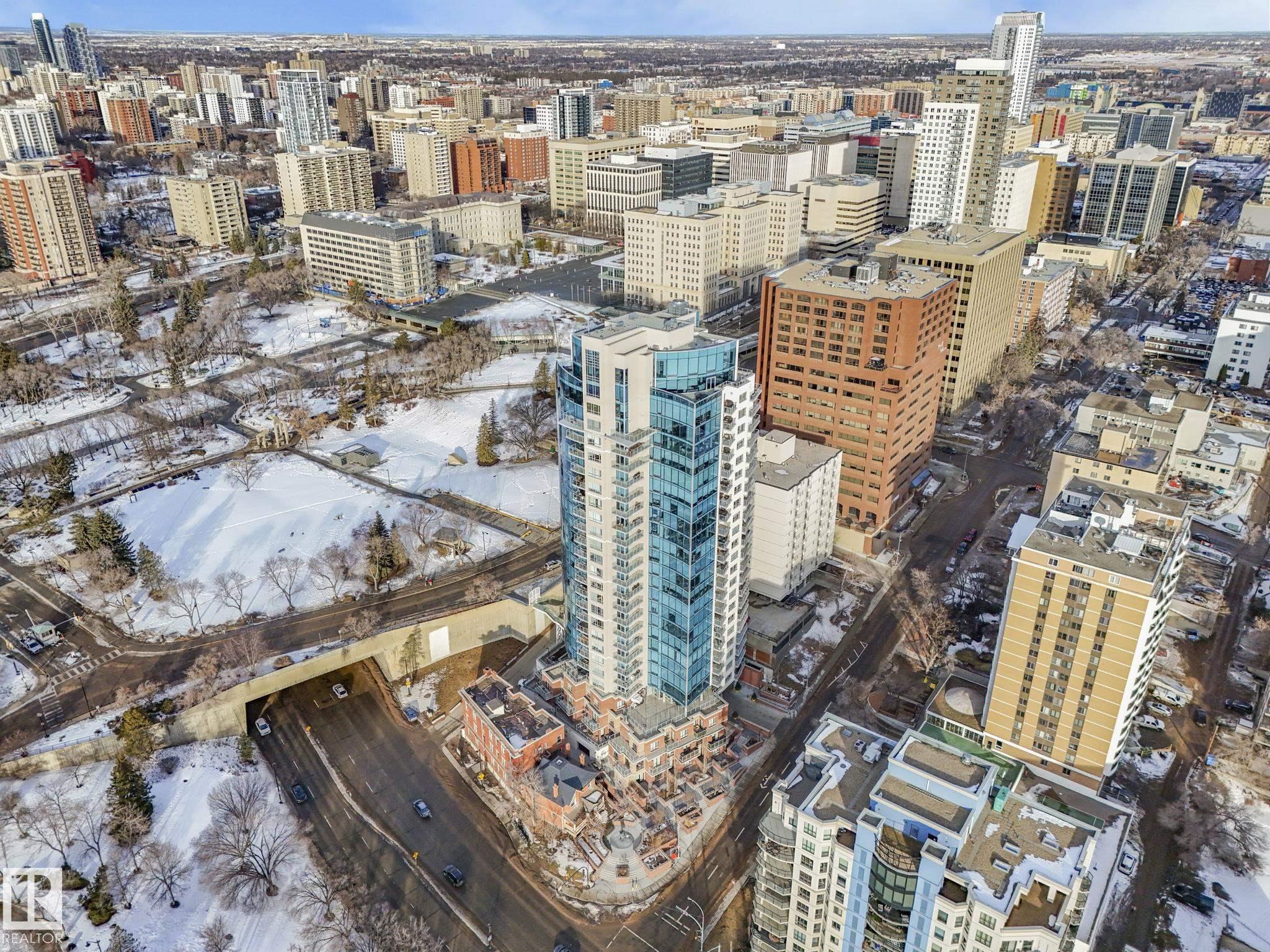 https://zimg.paragon.ice.com/ParagonImages/Property/PM/RAE/225398042/60/0/0/0c545394da65510008447d76cfe8febf/1/2ccade5cc8a363b1374b3b3147963f1b/225398042-10DD52A9-8656-4044-B72C-89B30D70D2BA.JPG
