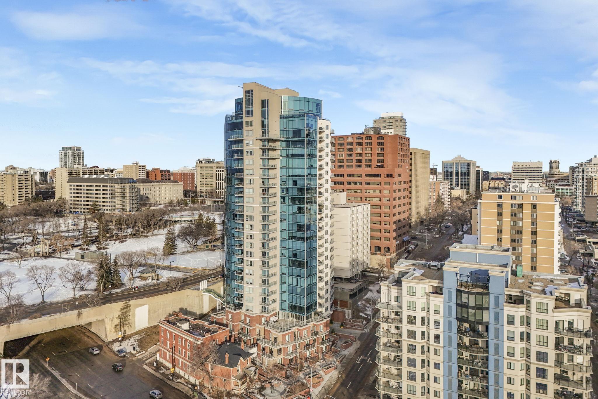 https://zimg.paragon.ice.com/ParagonImages/Property/PM/RAE/225398042/61/0/0/d92e0e85485a64e631c2764def00e5ce/1/2ccade5cc8a363b1374b3b3147963f1b/225398042-82F19723-0622-4D11-9A8D-CB0DF4D78070.JPG