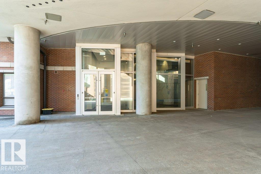 https://zimg.paragon.ice.com/ParagonImages/Property/PM/RAE/225398042/7/0/0/f05d05337bb90e1110a65992d4c19926/1/2ccade5cc8a363b1374b3b3147963f1b/225398042-6E537BFF-C13A-441C-AB9F-9B83BC4567FE.JPG