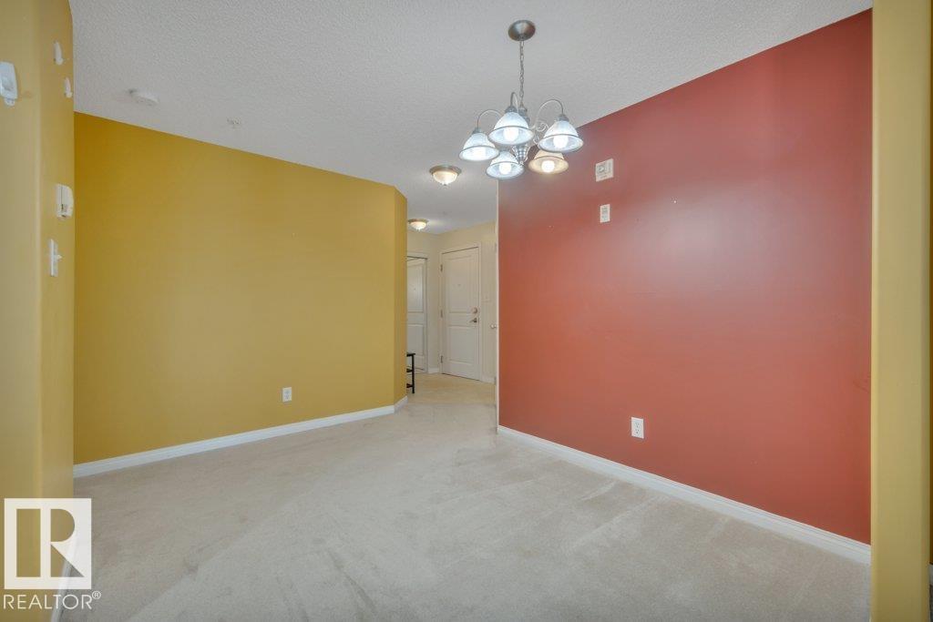 https://zimg.paragon.ice.com/ParagonImages/Property/PM/RAE/225398043/11/0/0/a0385687812a02d01a47d3d562e9cf3d/1/ebc75be3ab8759db53f2821ae5887395/225398043-a7456bdb-bda7-4a8f-a3ba-d525123d0c17.JPG
