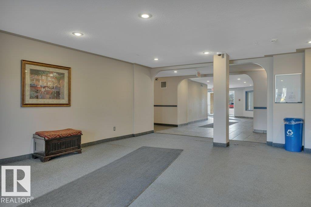 https://zimg.paragon.ice.com/ParagonImages/Property/PM/RAE/225398043/2/0/0/8a7942a38324a40855bc4b52444e6ebc/1/ebc75be3ab8759db53f2821ae5887395/225398043-a2ea0640-5a1c-4791-ba9b-fa5c3f45d73a.JPG