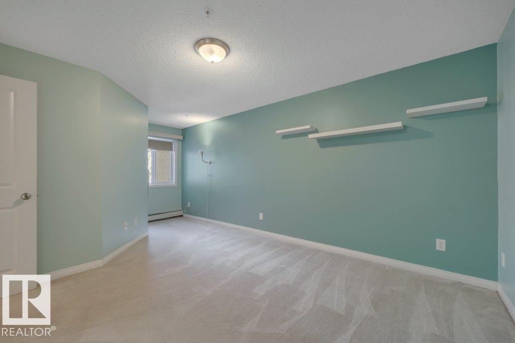 https://zimg.paragon.ice.com/ParagonImages/Property/PM/RAE/225398043/21/0/0/3679a81566ebfa1ec61429ca40ef98c2/1/ebc75be3ab8759db53f2821ae5887395/225398043-7e5ab89b-0b47-48bd-a0ab-b582ff798cc3.JPG