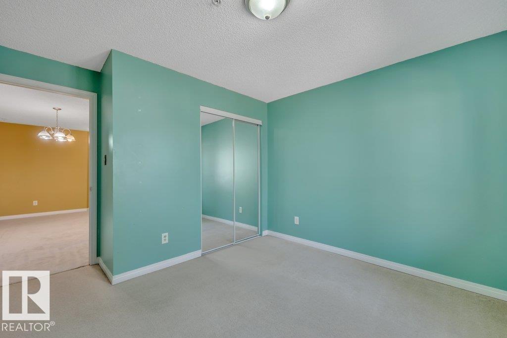 https://zimg.paragon.ice.com/ParagonImages/Property/PM/RAE/225398043/24/0/0/121af848a22baf4f0569361c510e62d1/1/ebc75be3ab8759db53f2821ae5887395/225398043-e70179a2-f290-4bac-8c2f-aba5baf6baea.JPG