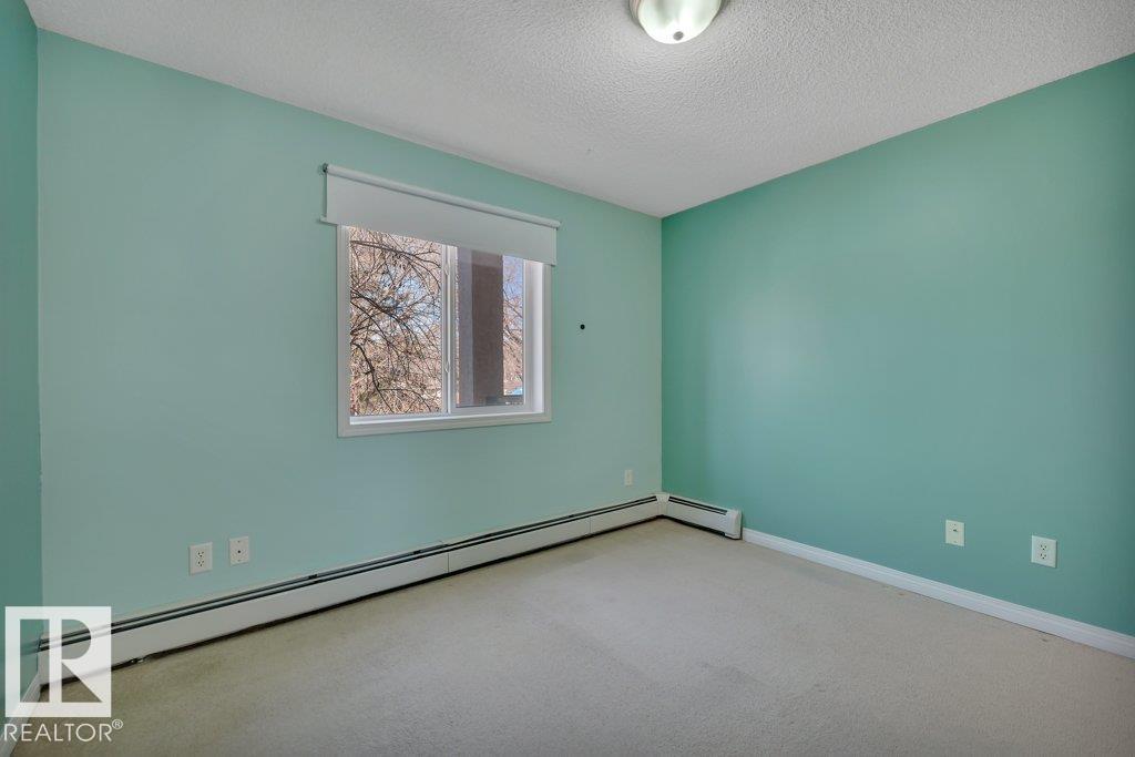 https://zimg.paragon.ice.com/ParagonImages/Property/PM/RAE/225398043/25/0/0/1f978282486dd52eb8fabc7492eabb31/1/ebc75be3ab8759db53f2821ae5887395/225398043-f9eb621d-e33b-4f6e-ae77-fdbbb474c44f.JPG