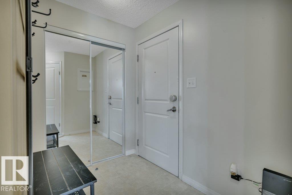https://zimg.paragon.ice.com/ParagonImages/Property/PM/RAE/225398043/7/0/0/2d70d61a59cdaef7edc56af7c9c85c0d/1/ebc75be3ab8759db53f2821ae5887395/225398043-c7e9eaf2-f50f-476f-9a19-df2523675342.JPG