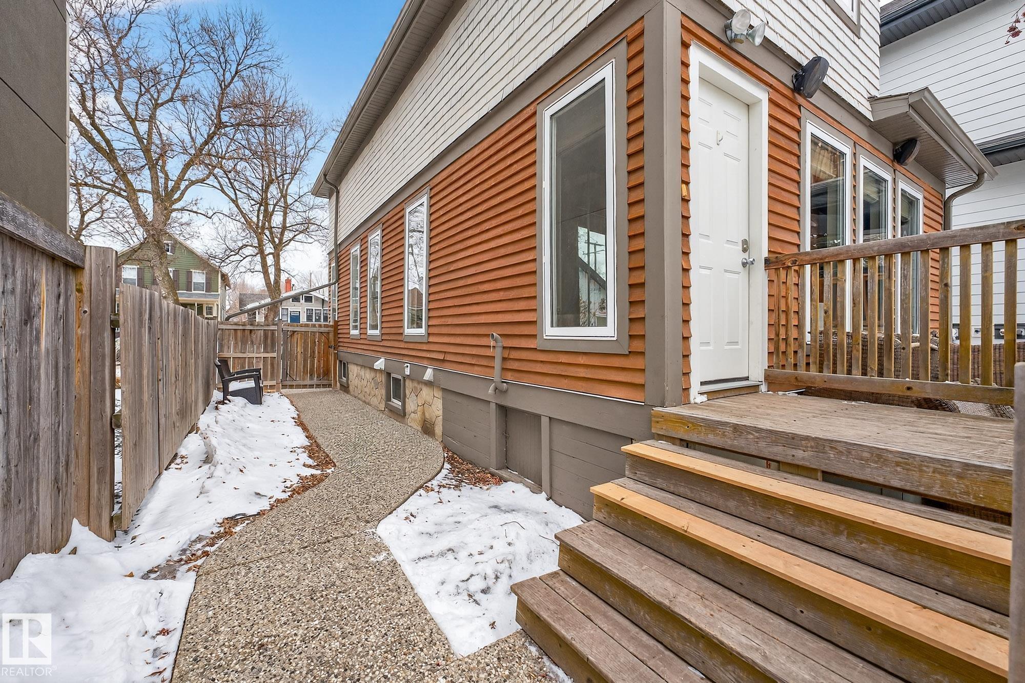 Photo 42 at 11343 67 Street NW, Highlands, Edmonton