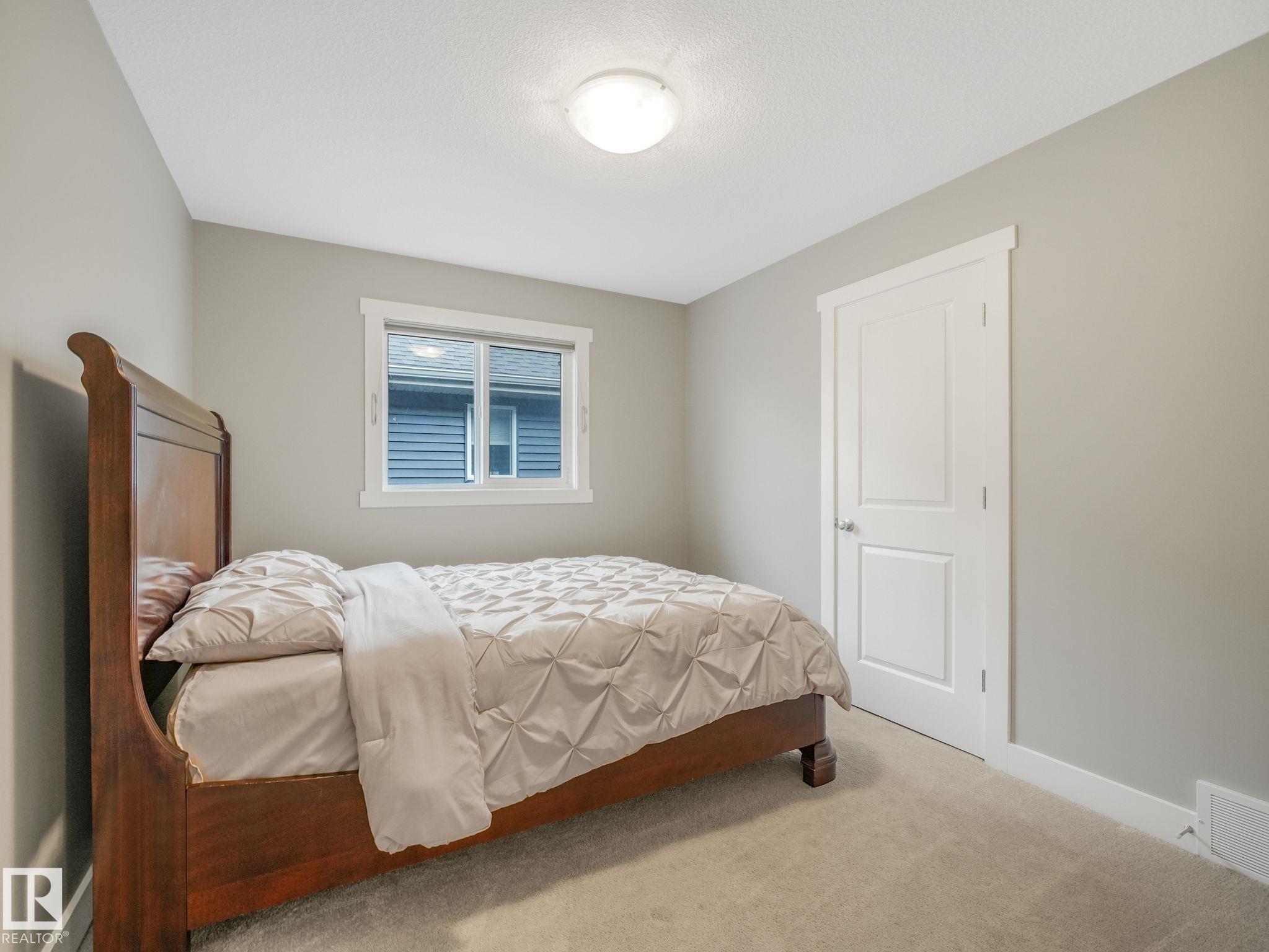 https://zimg.paragon.ice.com/ParagonImages/Property/PM/RAE/225398051/23/0/0/d45bc6000a243299e6026503a63675ca/1/f34d7c2519dbab2fb9d905a2c9933009/225398051-210C327B-BF2E-4F1B-ADD5-015C099D3C28.JPG