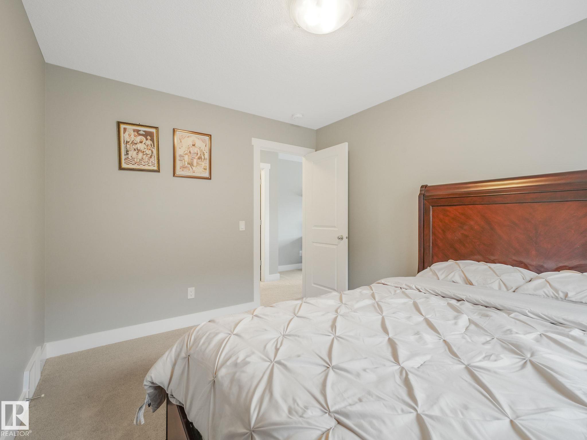 https://zimg.paragon.ice.com/ParagonImages/Property/PM/RAE/225398051/24/0/0/3b6fcfc1ee38e234bba14ba7adc87185/1/f34d7c2519dbab2fb9d905a2c9933009/225398051-BF546FF4-639F-424E-AC9C-9434CB76AF80.JPG