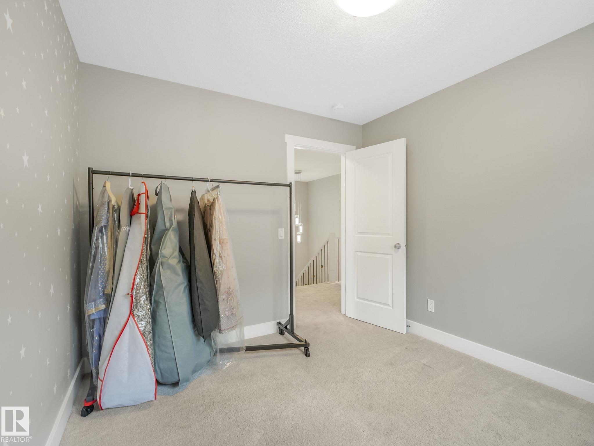 https://zimg.paragon.ice.com/ParagonImages/Property/PM/RAE/225398051/26/0/0/7a1077fd89ca1403e650c668e1fba256/1/f34d7c2519dbab2fb9d905a2c9933009/225398051-965E8910-D7FE-4562-8931-F9A19B8A94BF.JPG