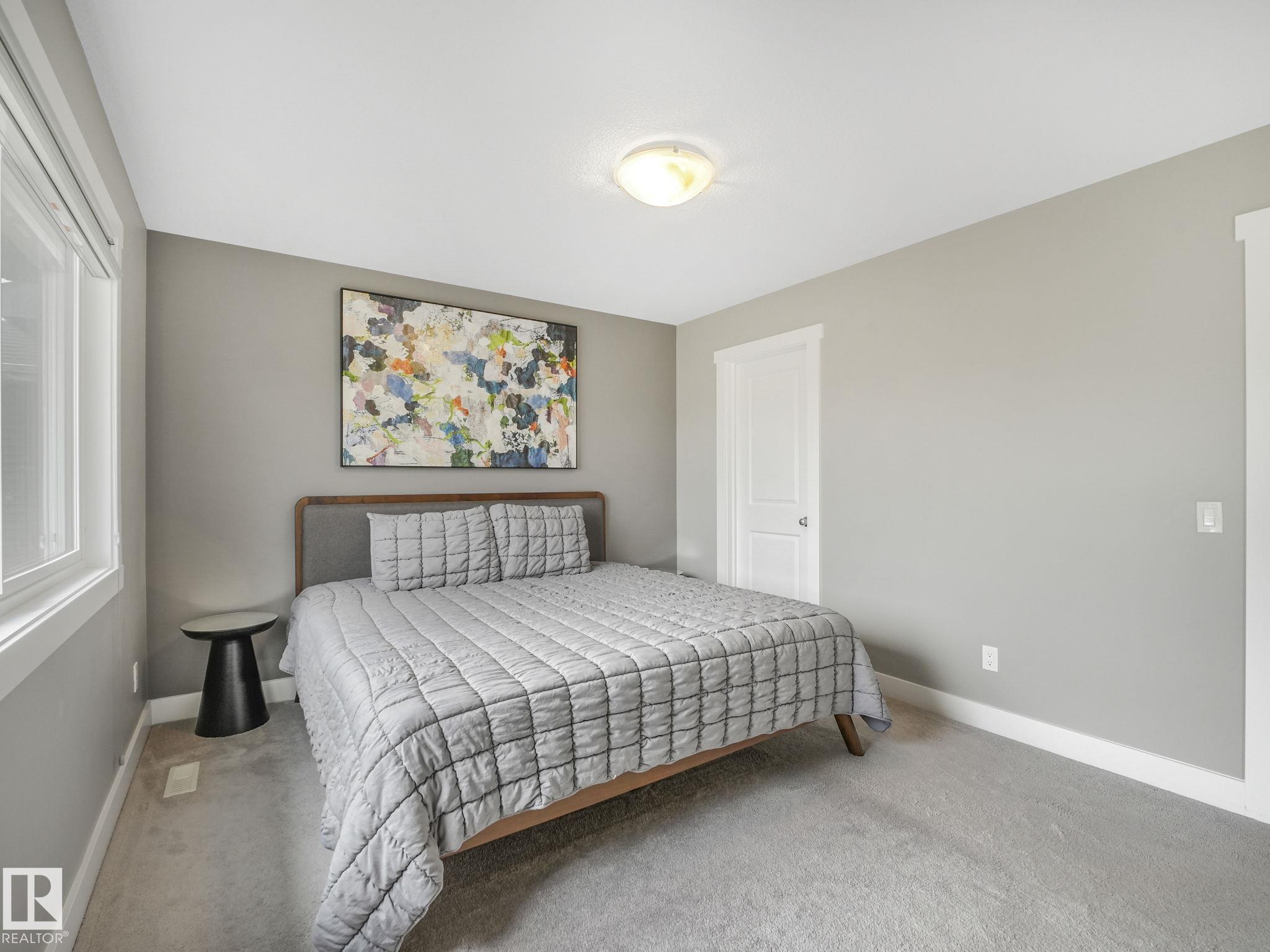 https://zimg.paragon.ice.com/ParagonImages/Property/PM/RAE/225398051/32/0/0/58e1a3405455242b725cf76634567808/1/f34d7c2519dbab2fb9d905a2c9933009/225398051-D51D1E63-ADF5-472C-A9D6-AA50139EC320.JPG