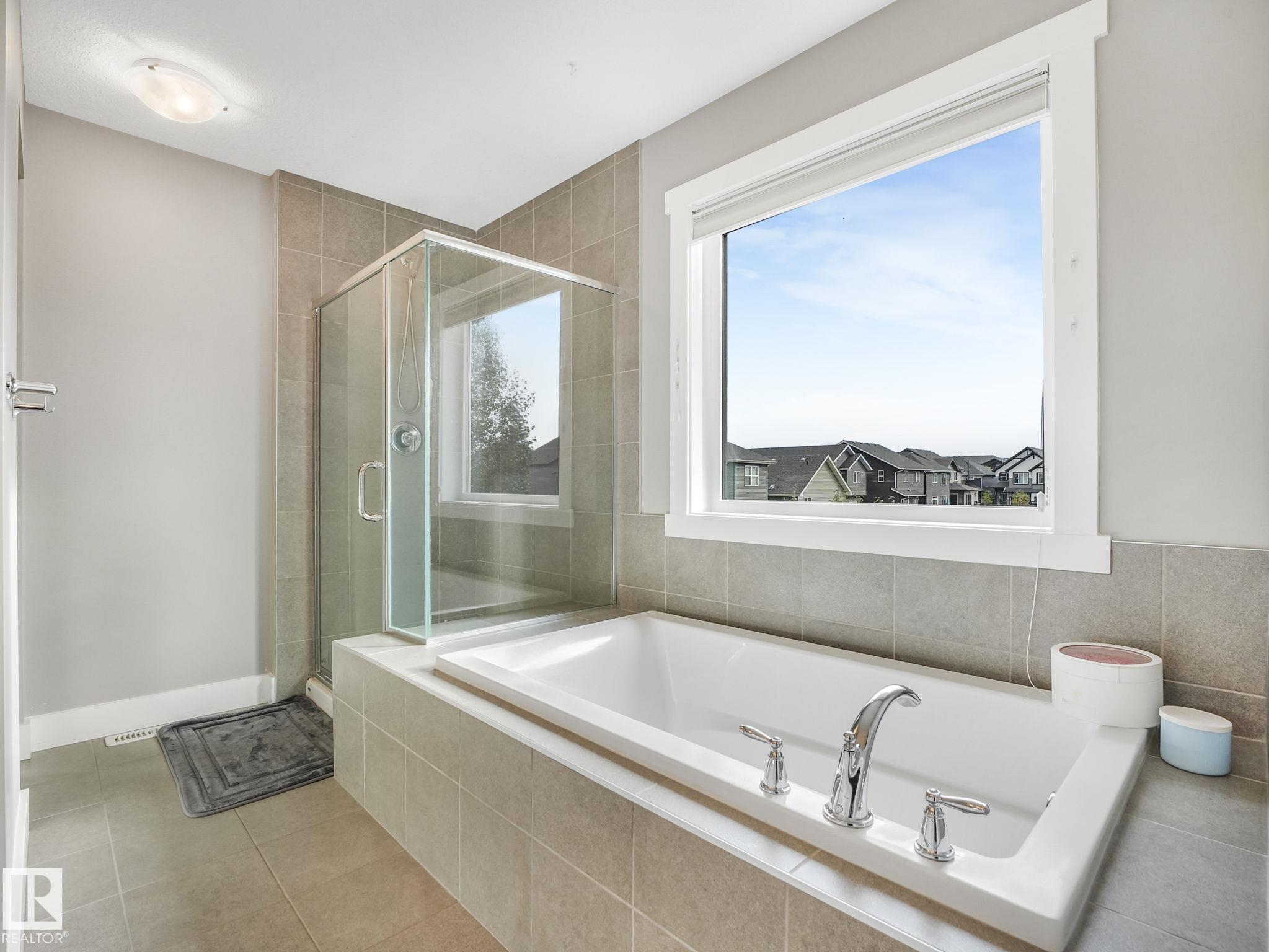 https://zimg.paragon.ice.com/ParagonImages/Property/PM/RAE/225398051/34/0/0/207ae7e21fefea0aa69f5122376192f2/1/f34d7c2519dbab2fb9d905a2c9933009/225398051-D4CE7E2C-E6B8-44FD-BAB4-D62BAB466B6A.JPG