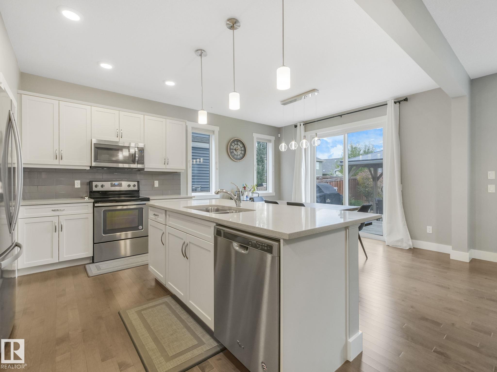 https://zimg.paragon.ice.com/ParagonImages/Property/PM/RAE/225398051/9/0/0/d66f6d78babf732220c004e7fe163aef/1/f34d7c2519dbab2fb9d905a2c9933009/225398051-53E6B44F-4B69-4DF7-A775-1561FAEBB93A.JPG