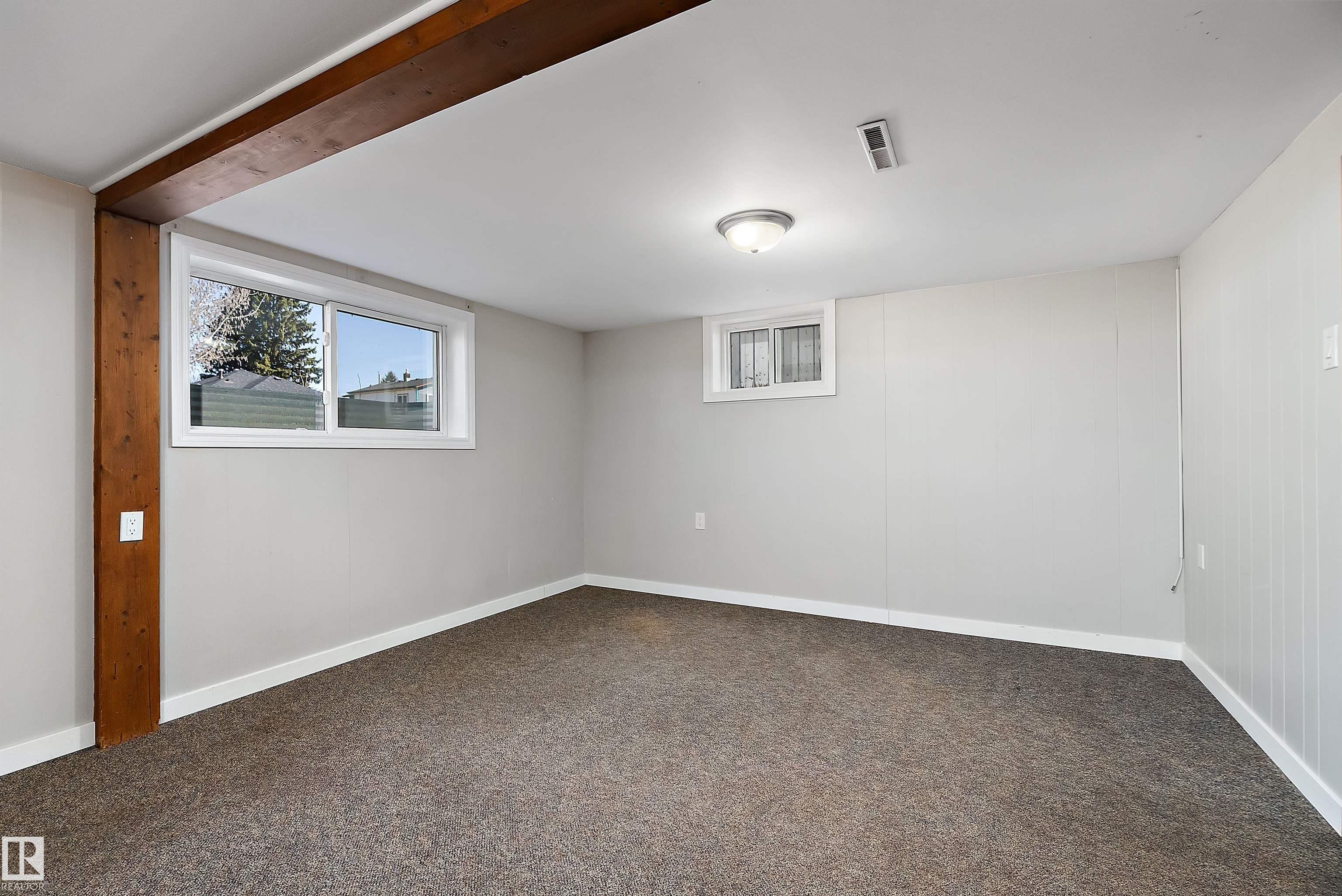 Photo 26 at 9747 66 Avenue NW, Hazeldean, Edmonton