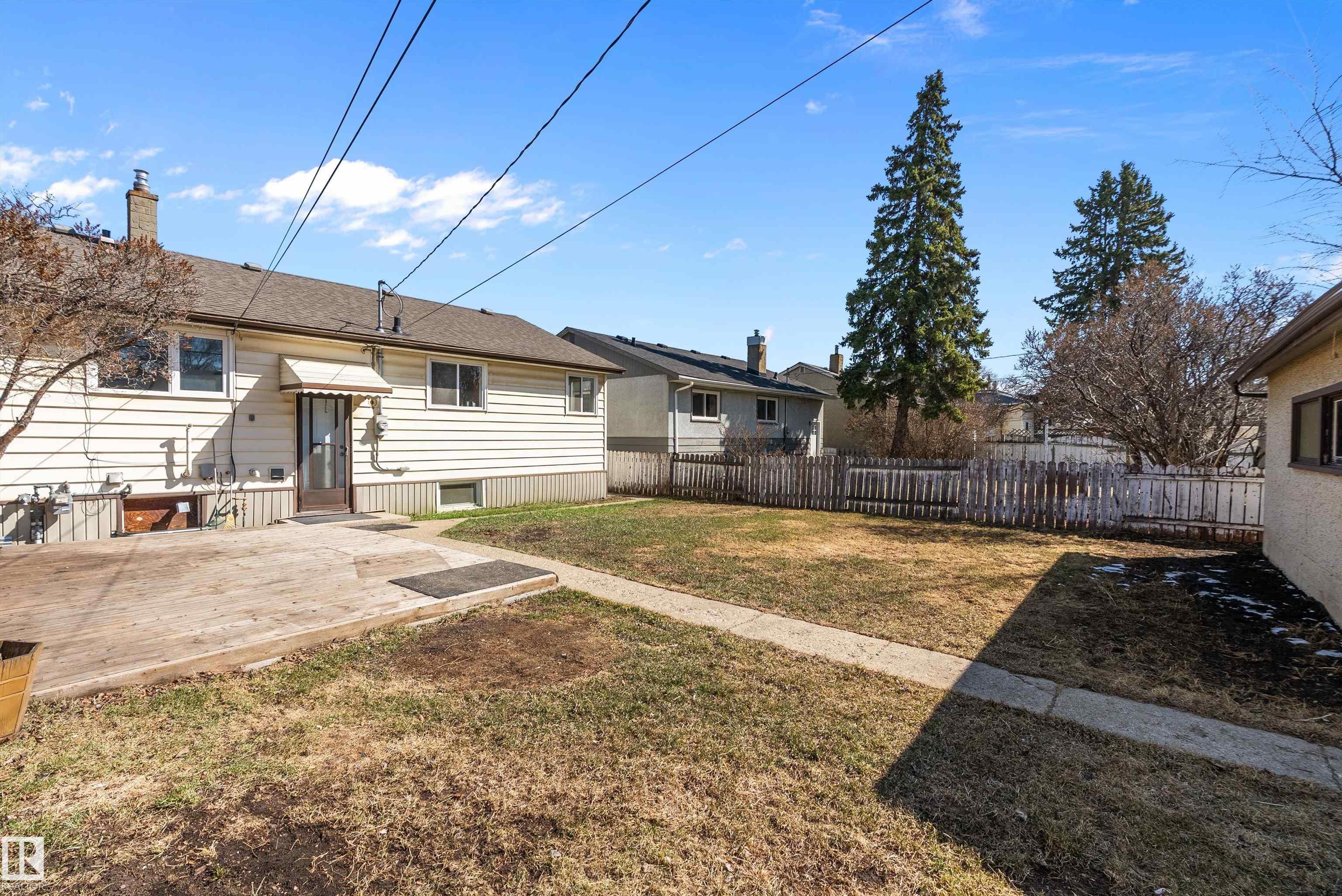 Photo 34 at 9747 66 Avenue NW, Hazeldean, Edmonton