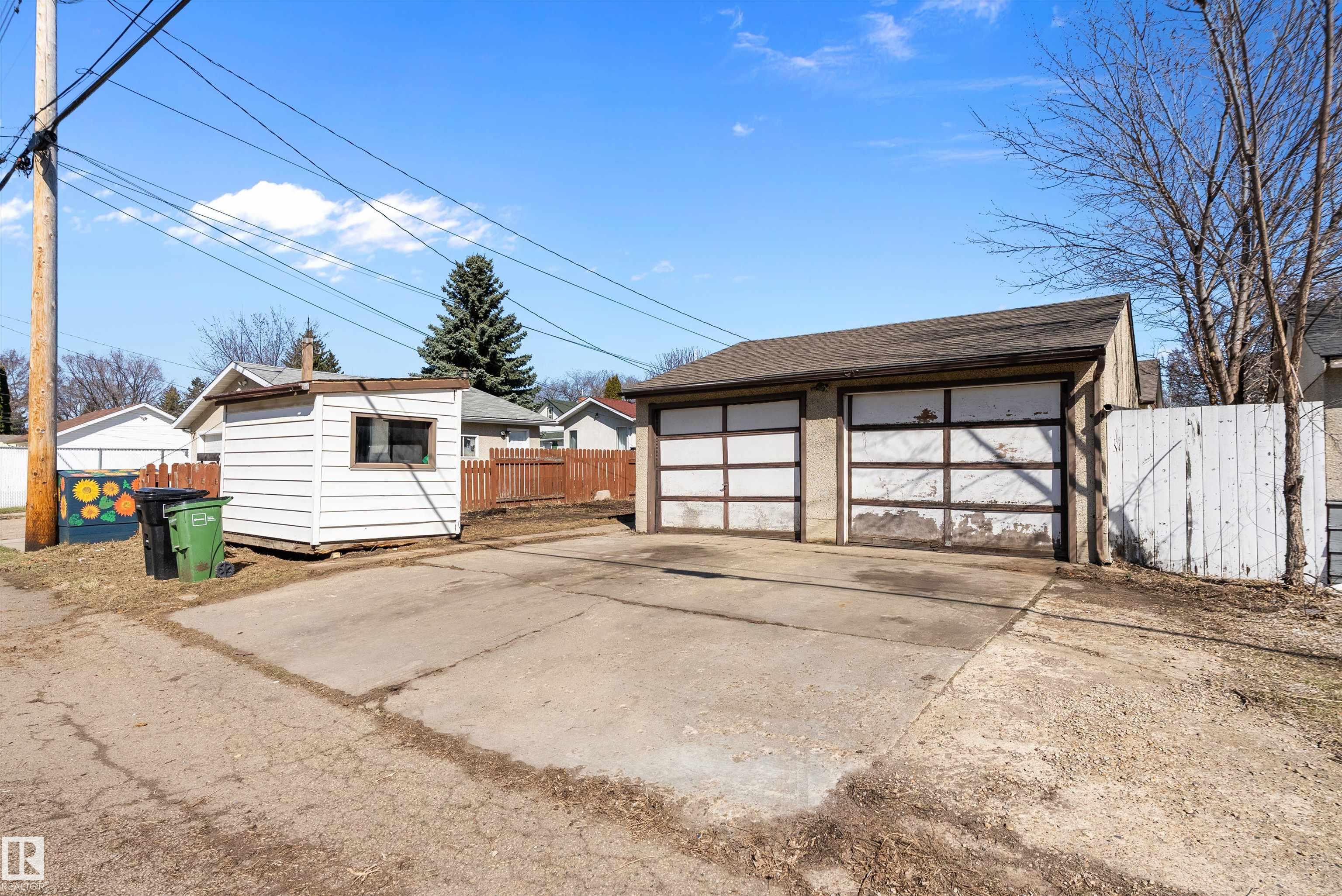 Photo 38 at 9747 66 Avenue NW, Hazeldean, Edmonton