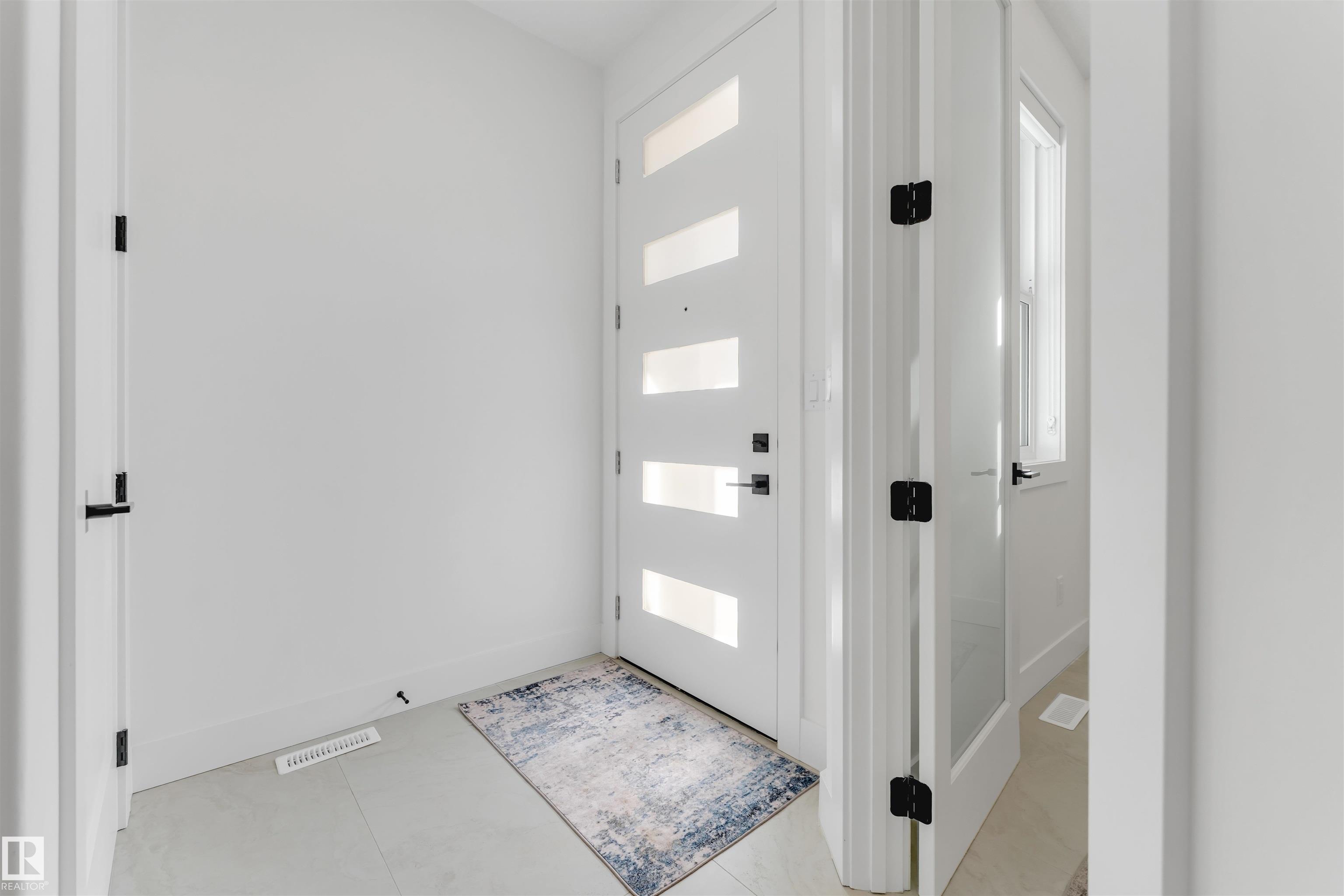 Picture for 1720 48 ST SW SW