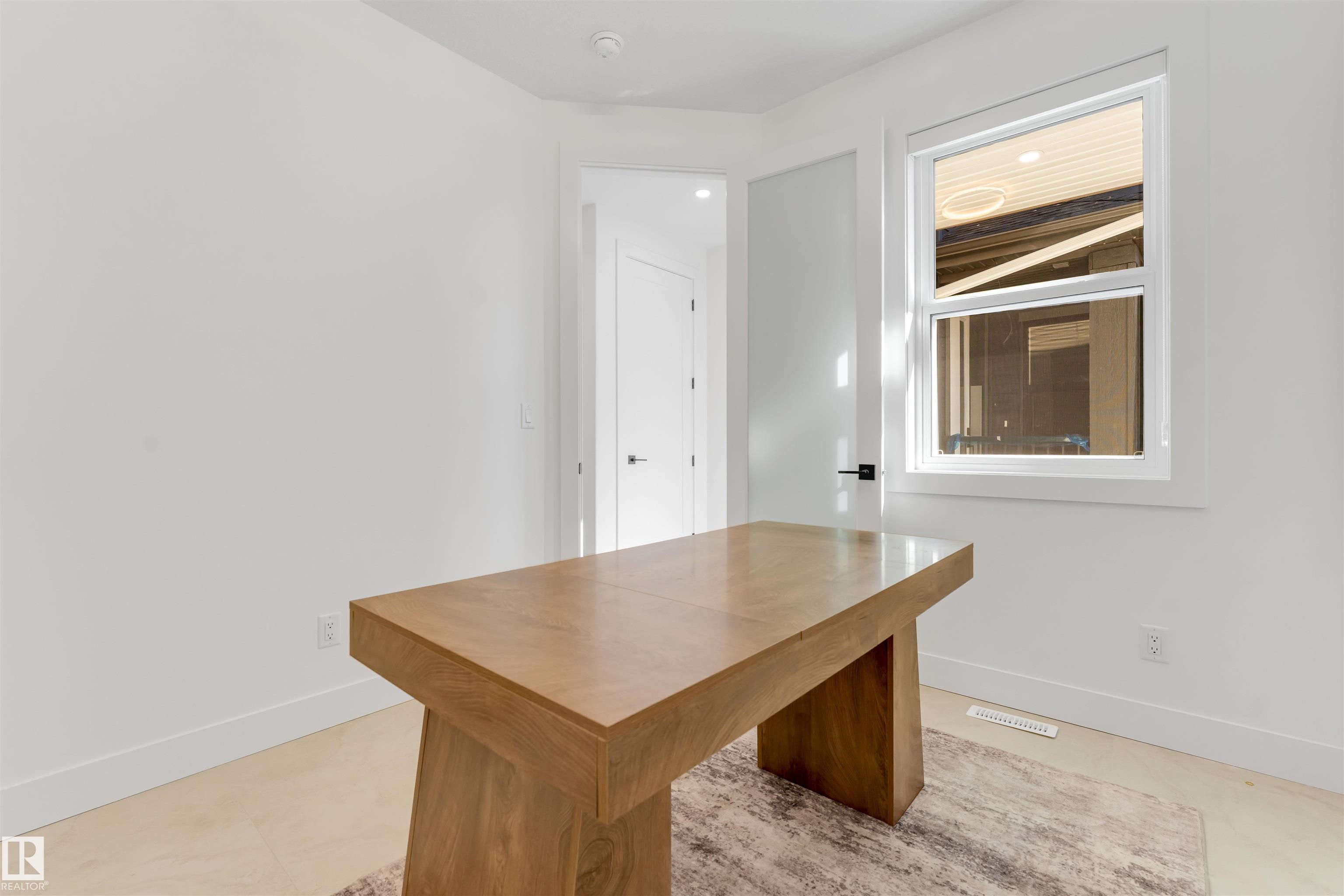 Picture for 1720 48 ST SW SW