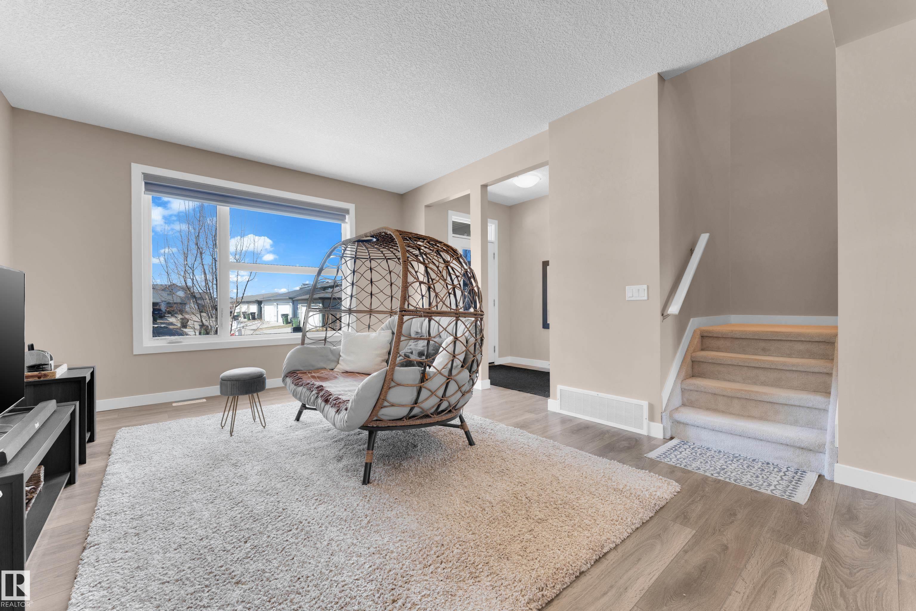 Photo 6 at 725 36 Street SW, Charlesworth, Edmonton