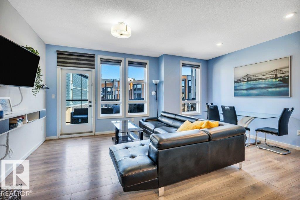 https://zimg.paragon.ice.com/ParagonImages/Property/PM/RAE/225398060/12/0/0/b1da5b2e283a4f3479a5e4a957cb45c2/1/322771b2251bb7b855bef7c3649b0c83/225398060-aa93c567-7f97-4102-9e1e-60ada971f45f.JPG