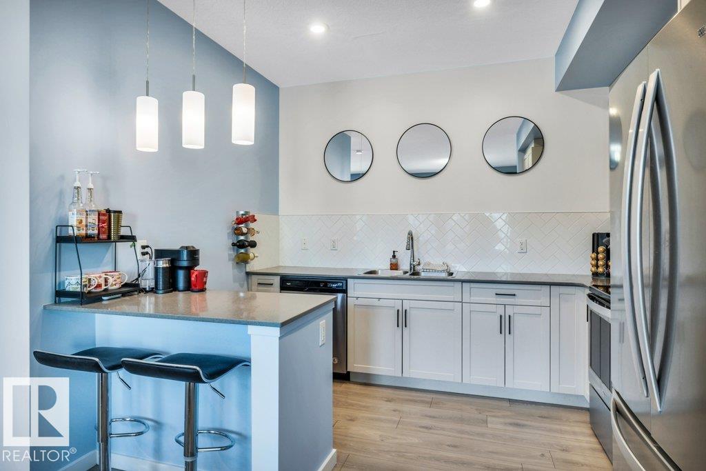 https://zimg.paragon.ice.com/ParagonImages/Property/PM/RAE/225398060/25/0/0/e1ba0d97e8289b8a6b4b020cedcd41c7/1/322771b2251bb7b855bef7c3649b0c83/225398060-22268e9e-1501-40fc-9645-c69a33a74813.JPG